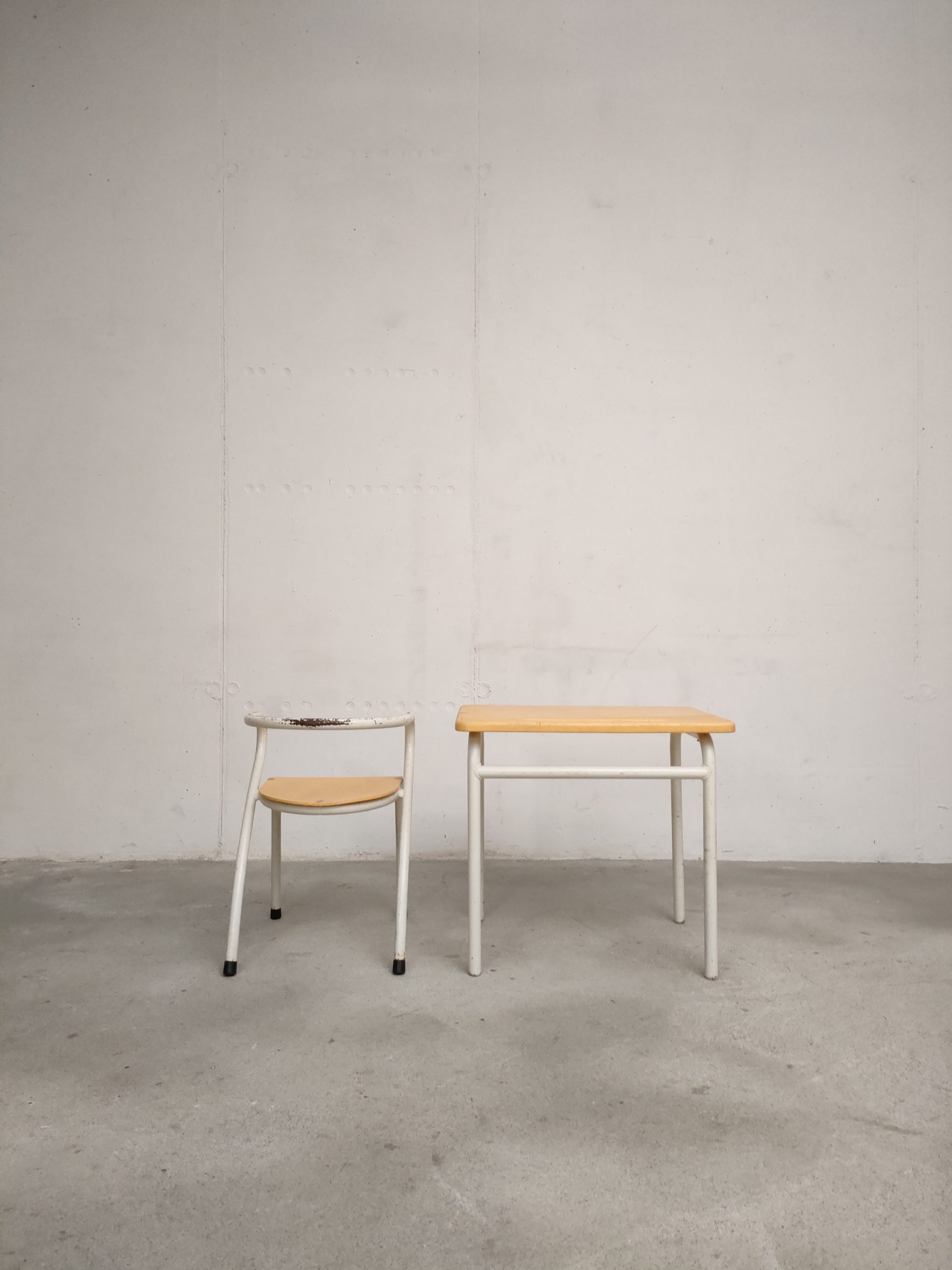 Chaise et bureau d'enfant – Image 6