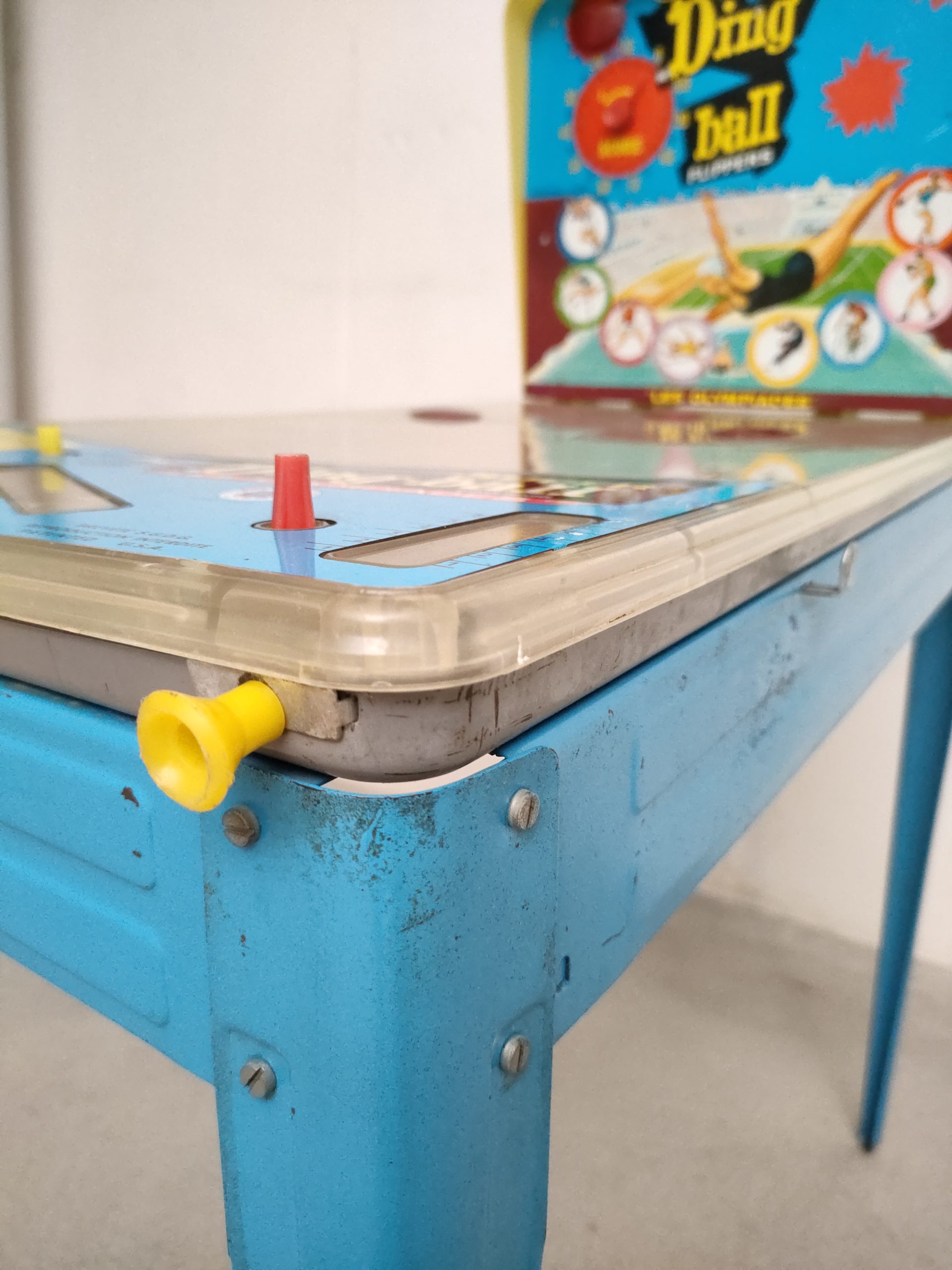 2 000+ Flipper Jeux Photos, taleaux et images libre de droits - iStock
