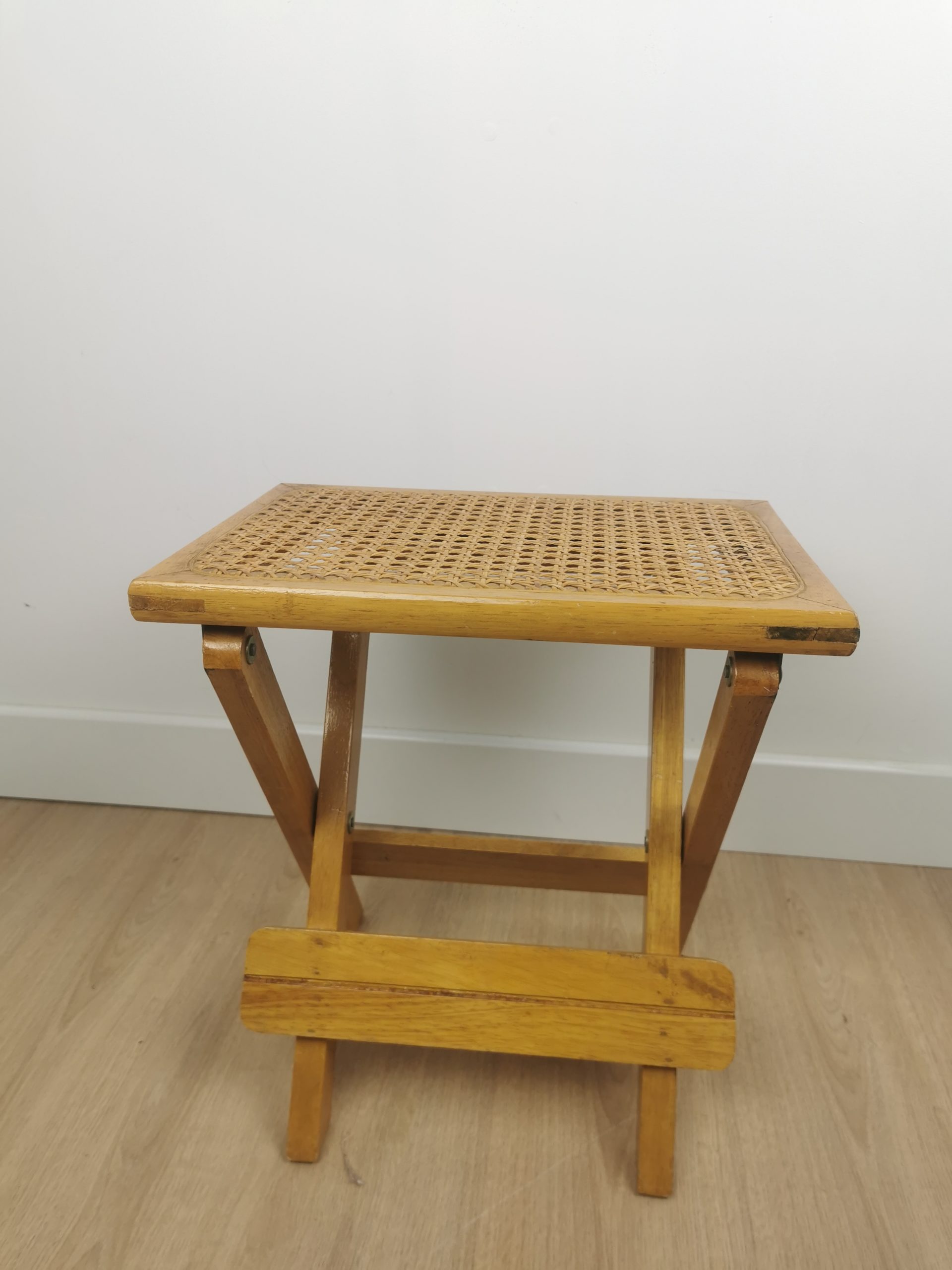 Petit tabouret pliable vintage – Image 7