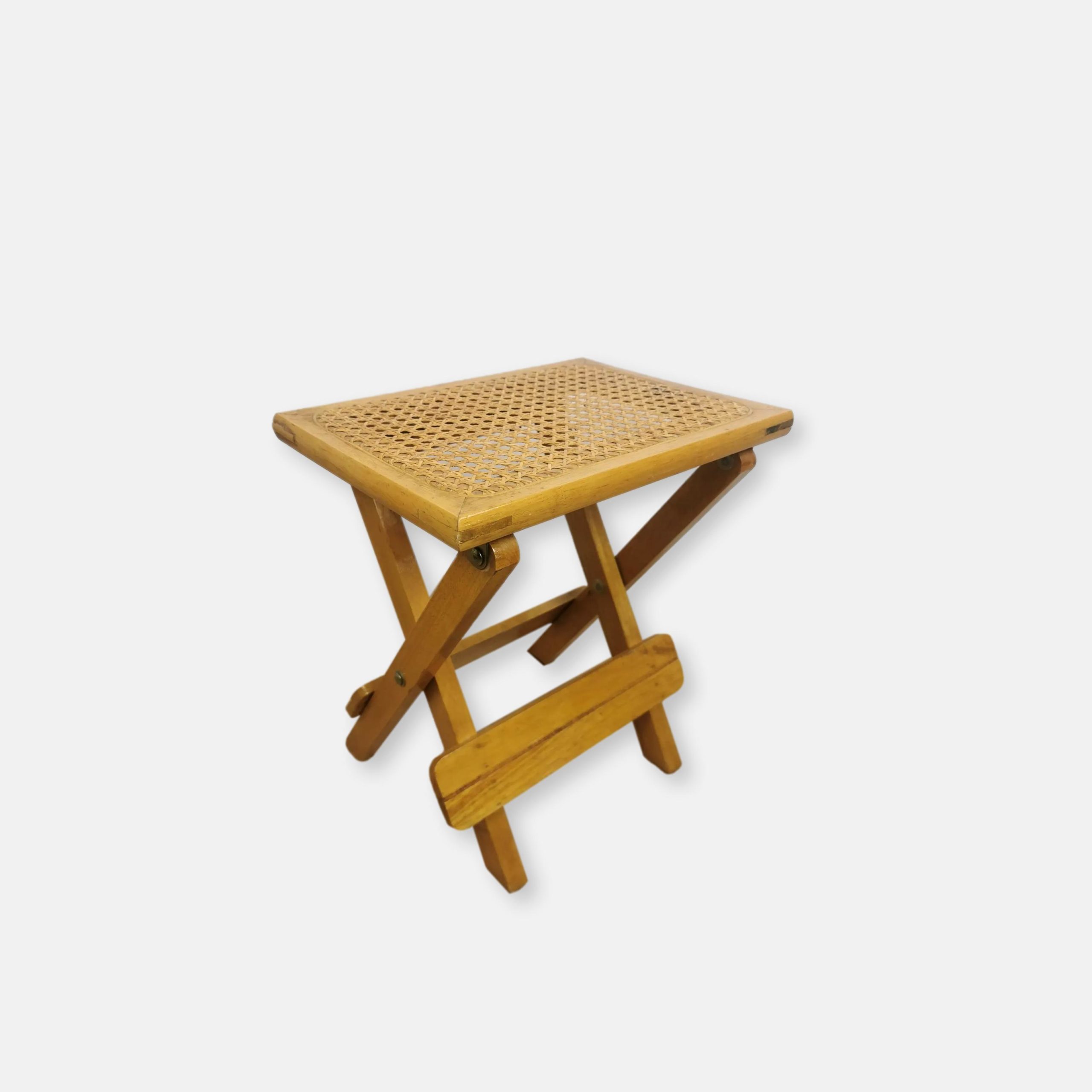 Petit tabouret pliable vintage