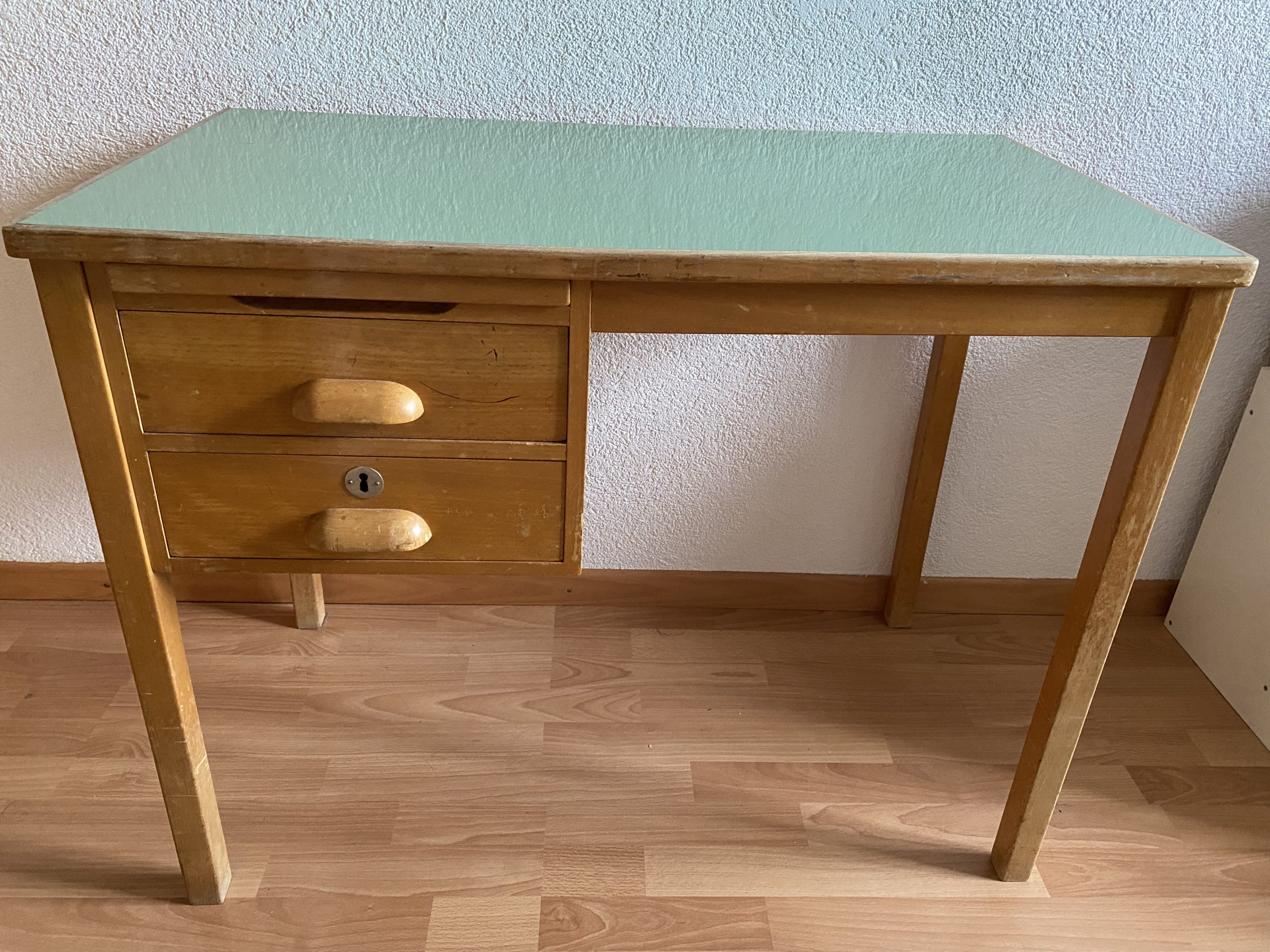 Bureau d’enfant – Bild 2