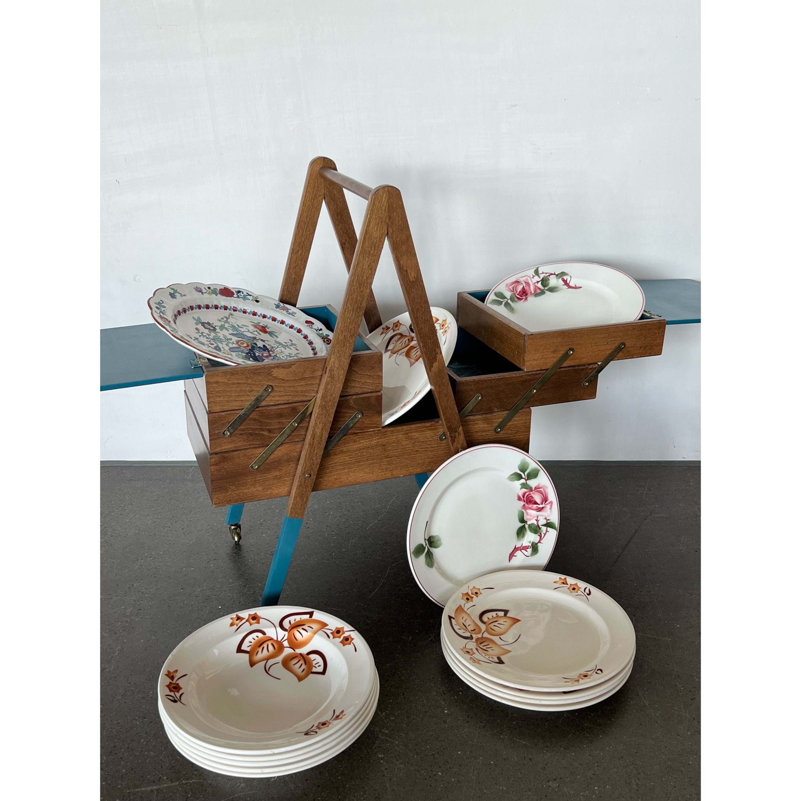 Travailleuse / boîte à couture – Image 9