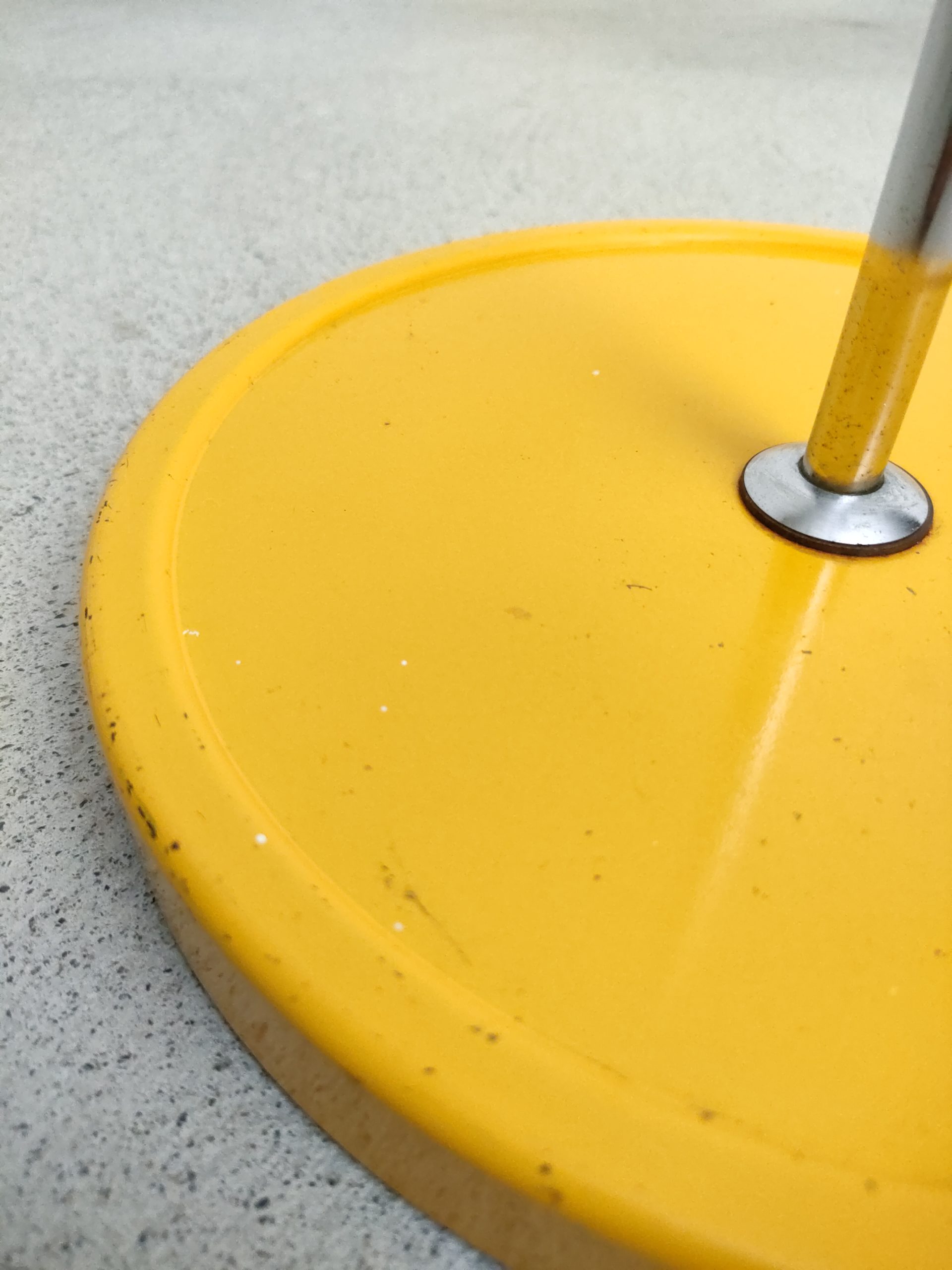 Lampe su pied jaune – Image 14