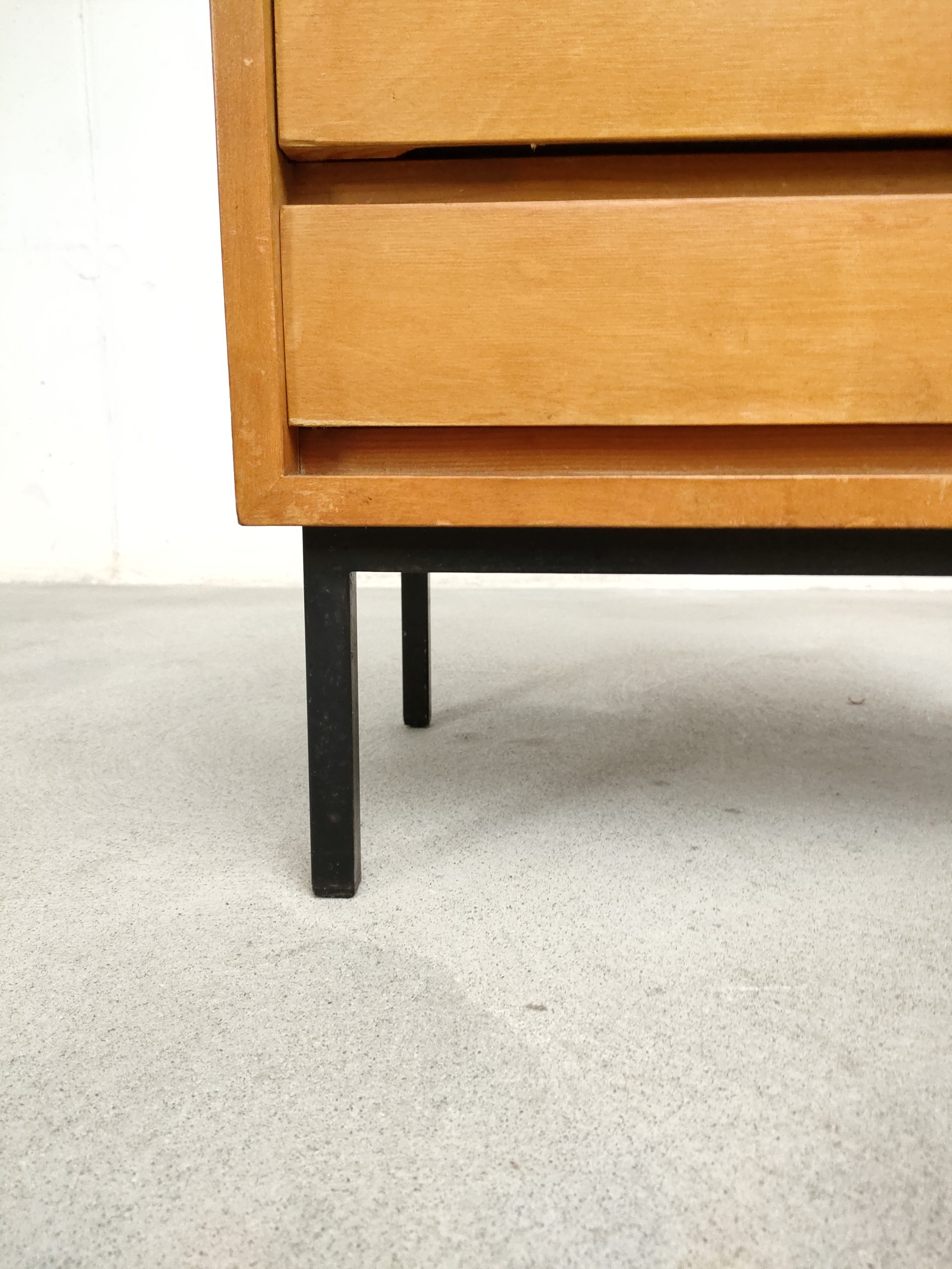 Table de nuit vintage – Image 9