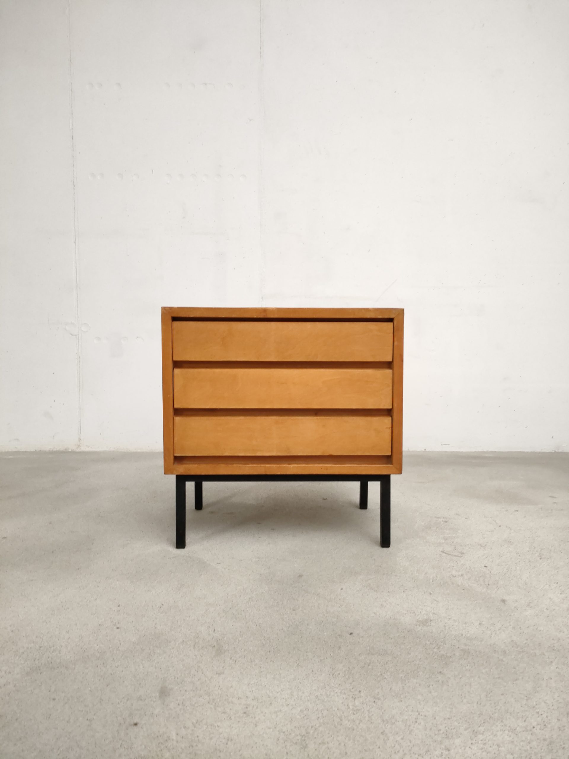 Table de nuit vintage – Image 2