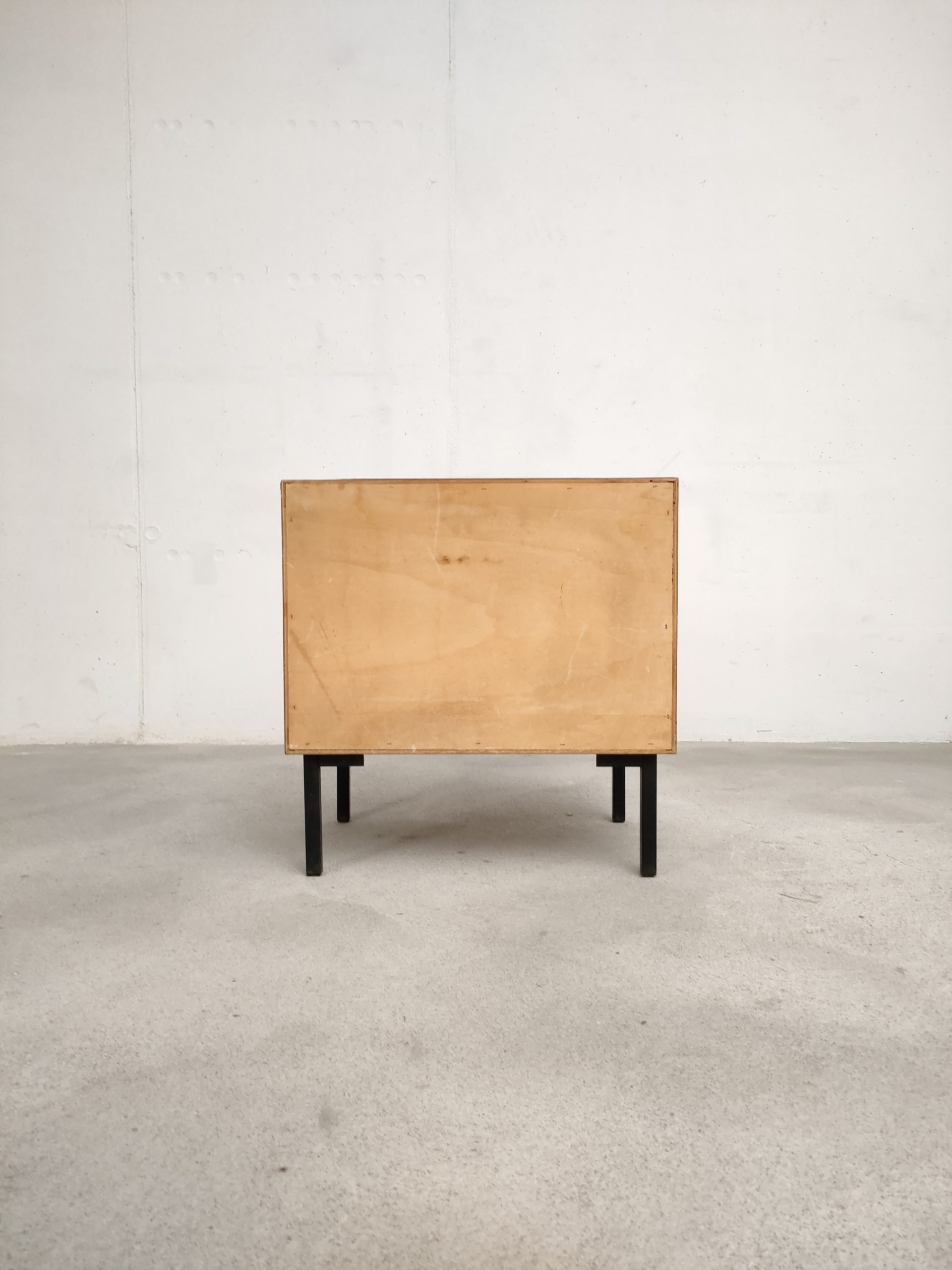 Table de nuit vintage – Image 11