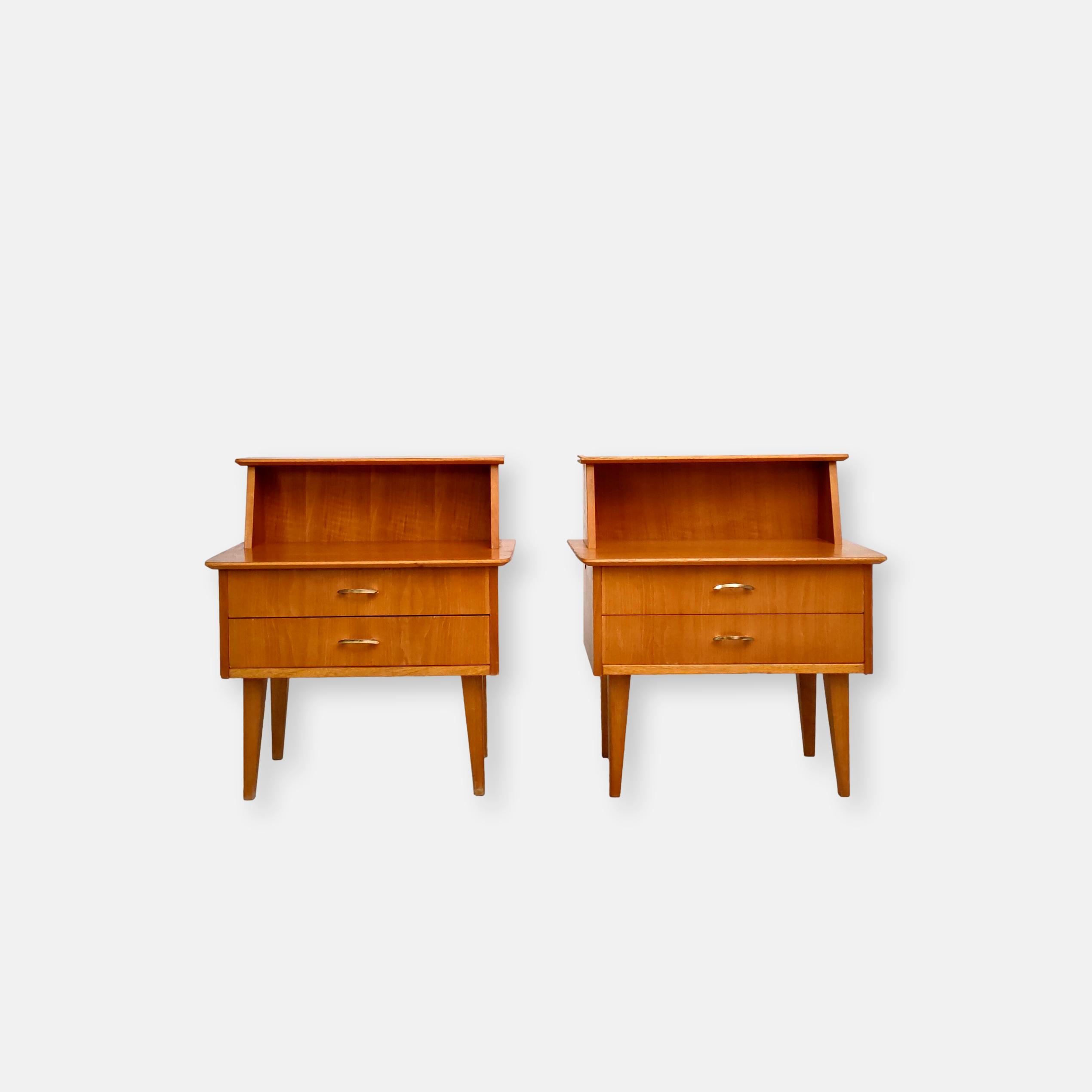 Tables de nuit vintage