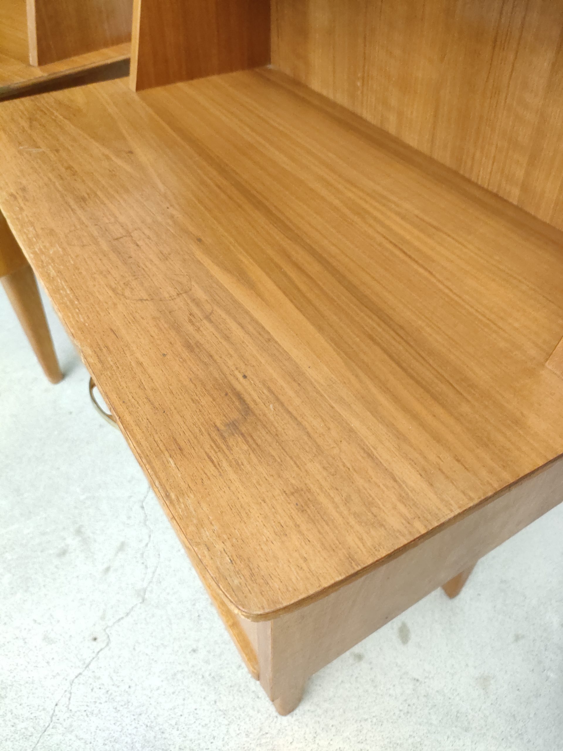 Paire de tables de nuit – Image 12