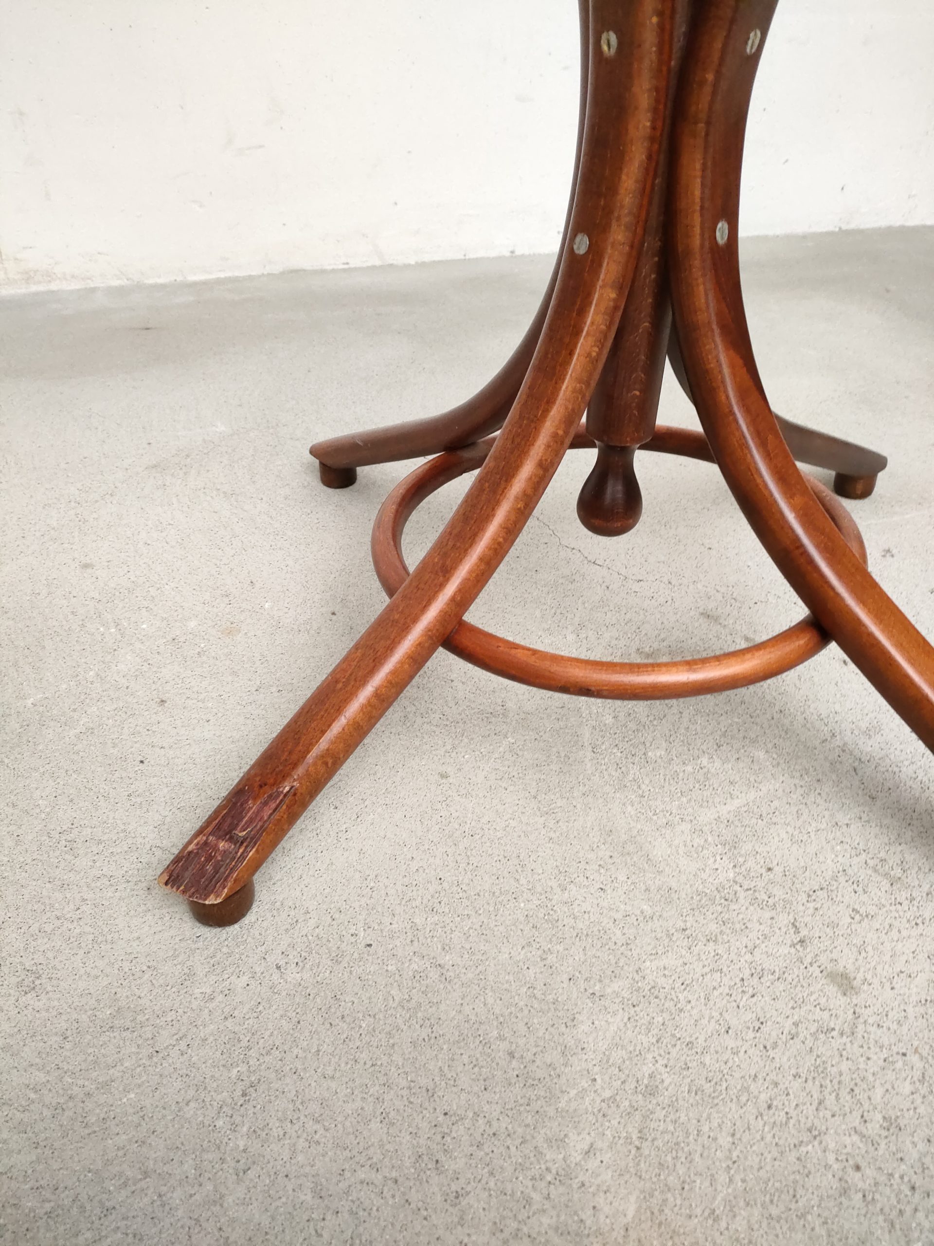 Porte-manteaux perroquet – Image 9