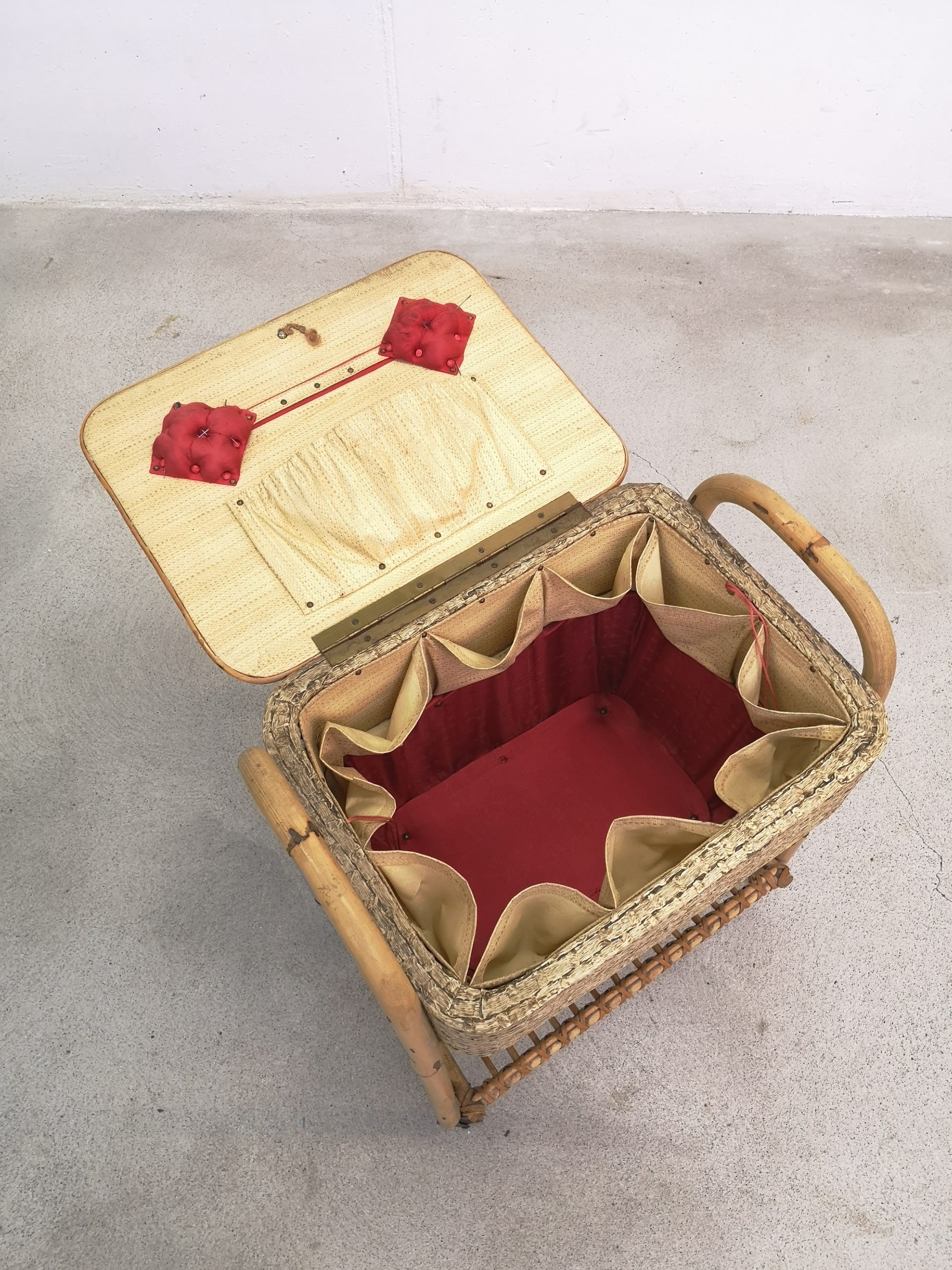 Travailleuse en bambou et rotin – Image 8