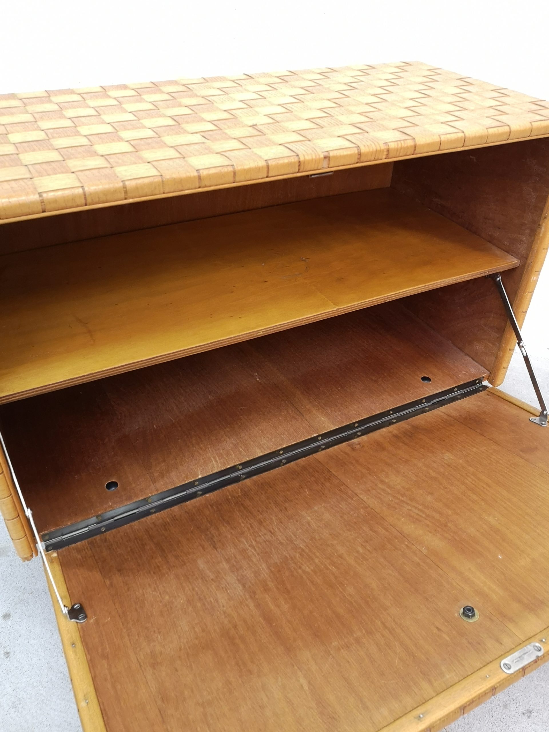 Meuble en osier tressé – Image 13