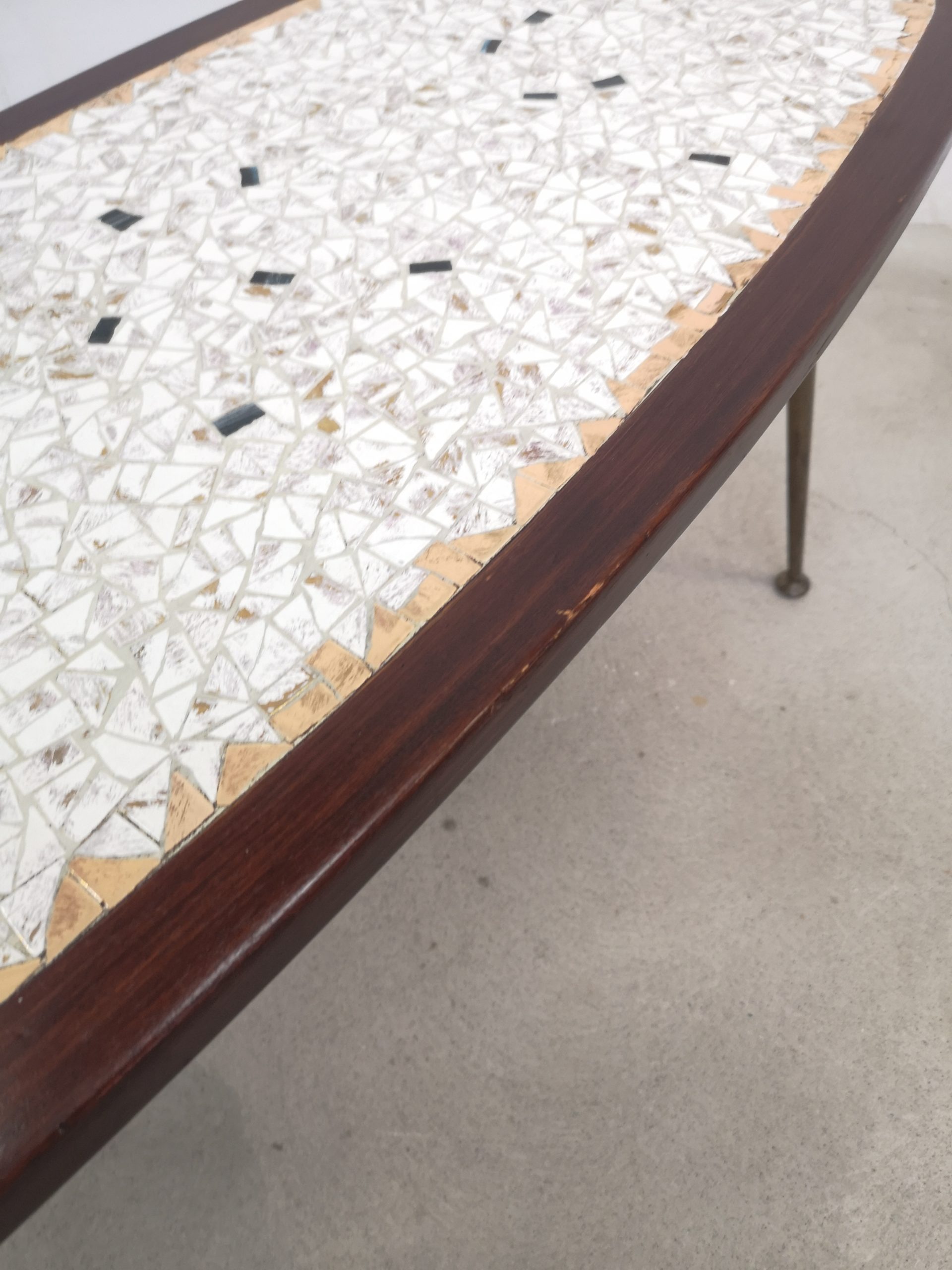 Table basse en mosaïque – Image 10