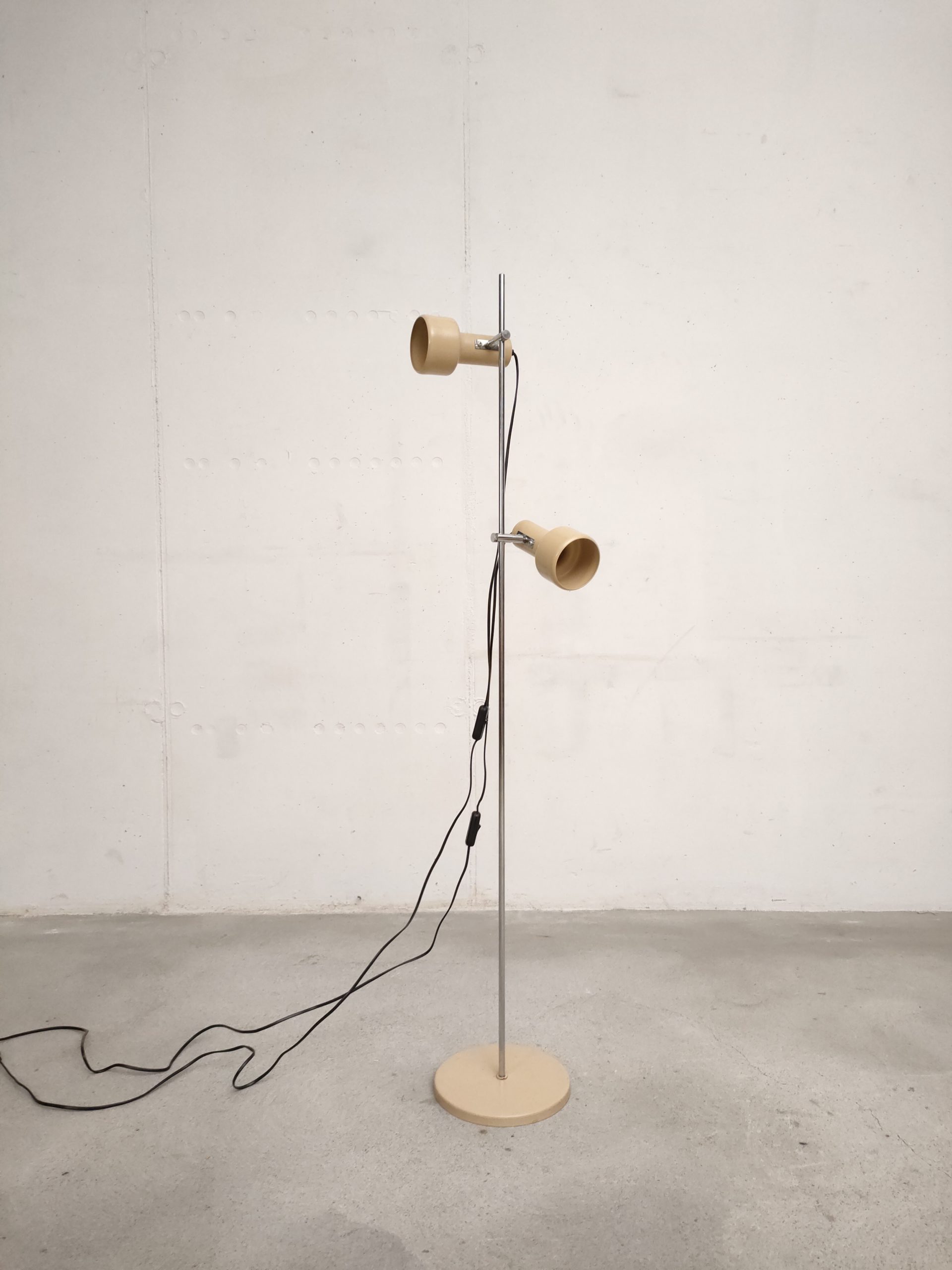 Lampe sur pied spot – Image 4