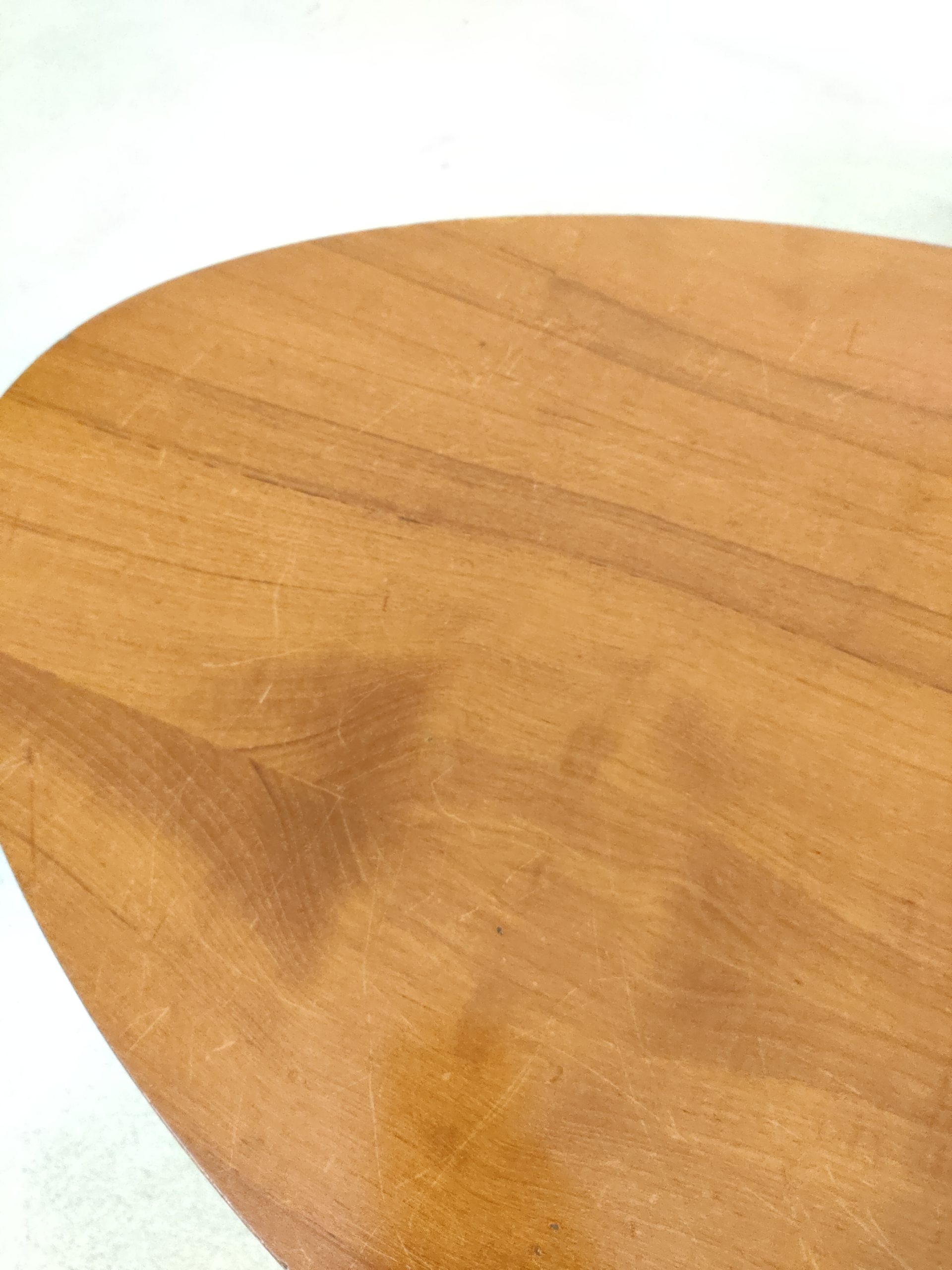 Table basse en bois et métal – Image 11