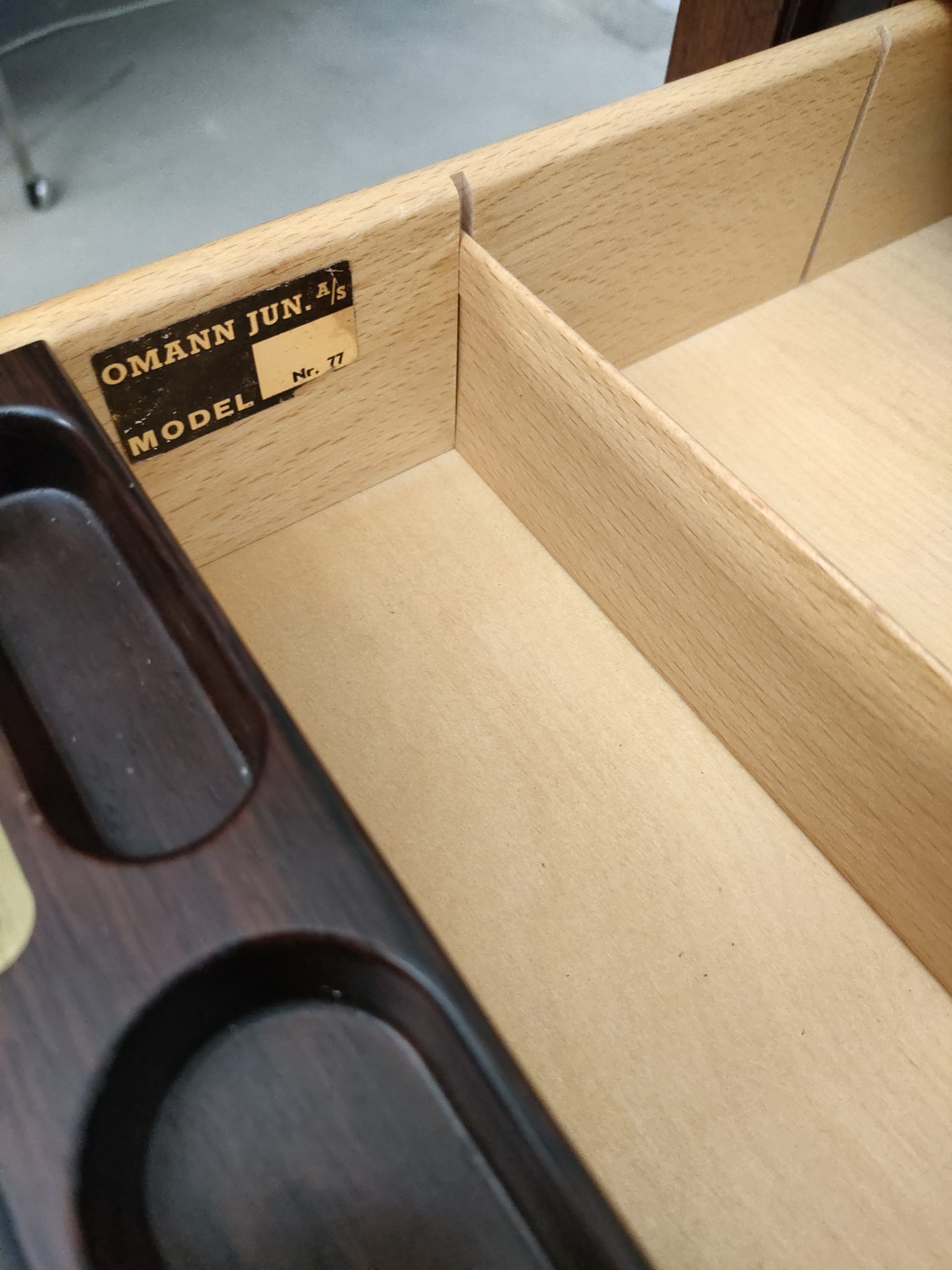 Bureau Omann Jun en palissandre – Image 10