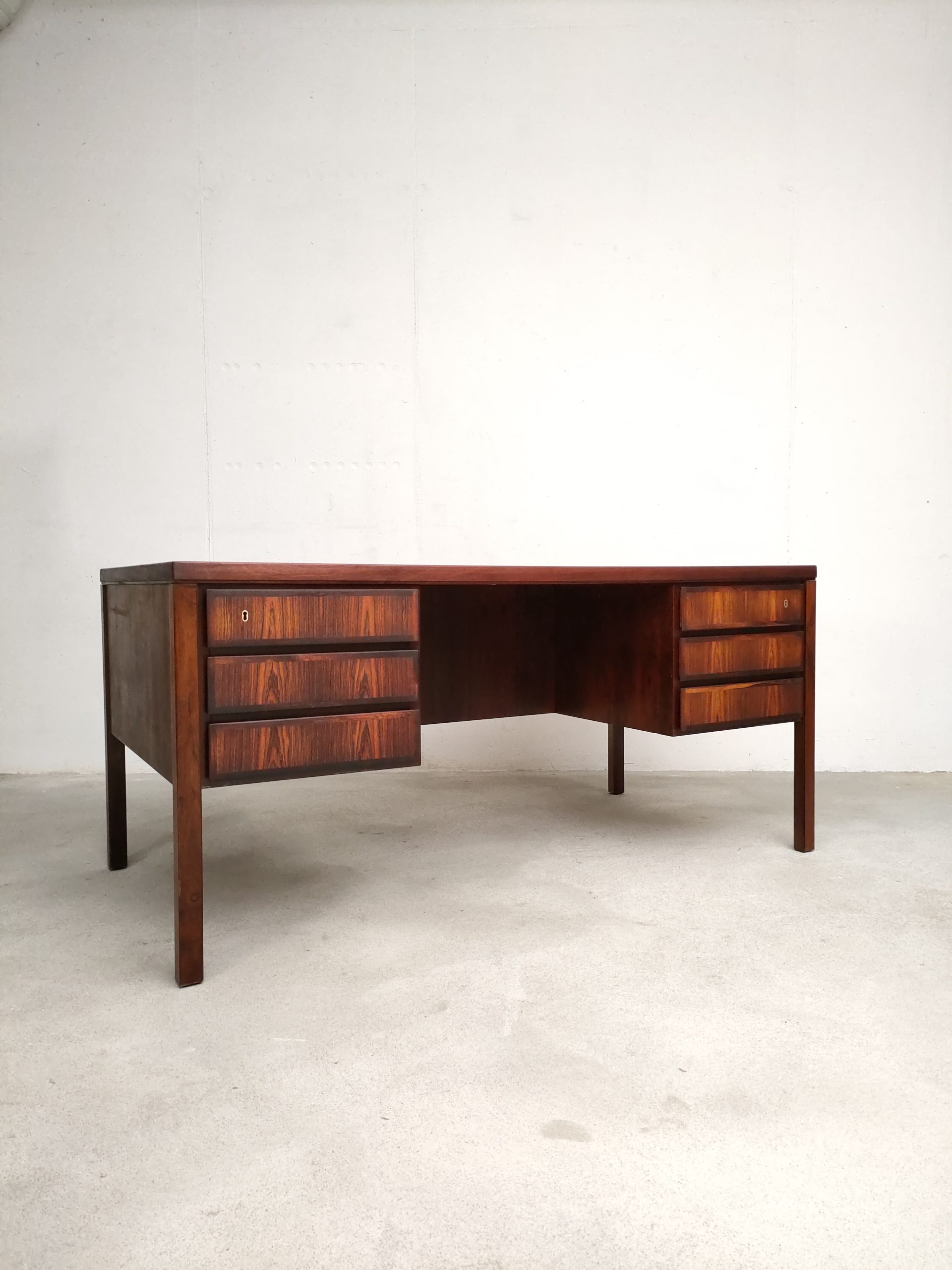 Bureau Omann Jun en palissandre – Image 2