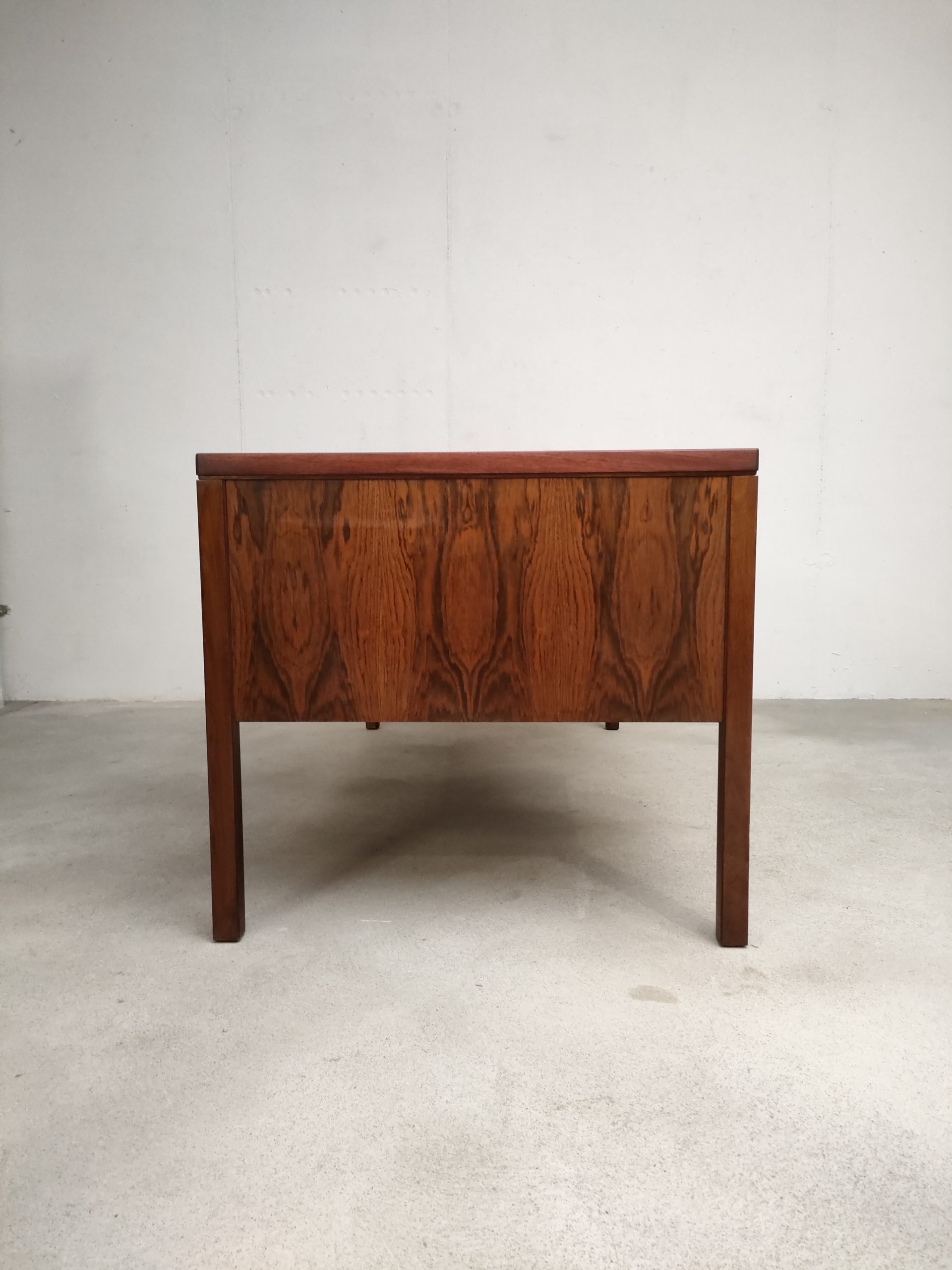 Bureau Omann Jun en palissandre – Image 15