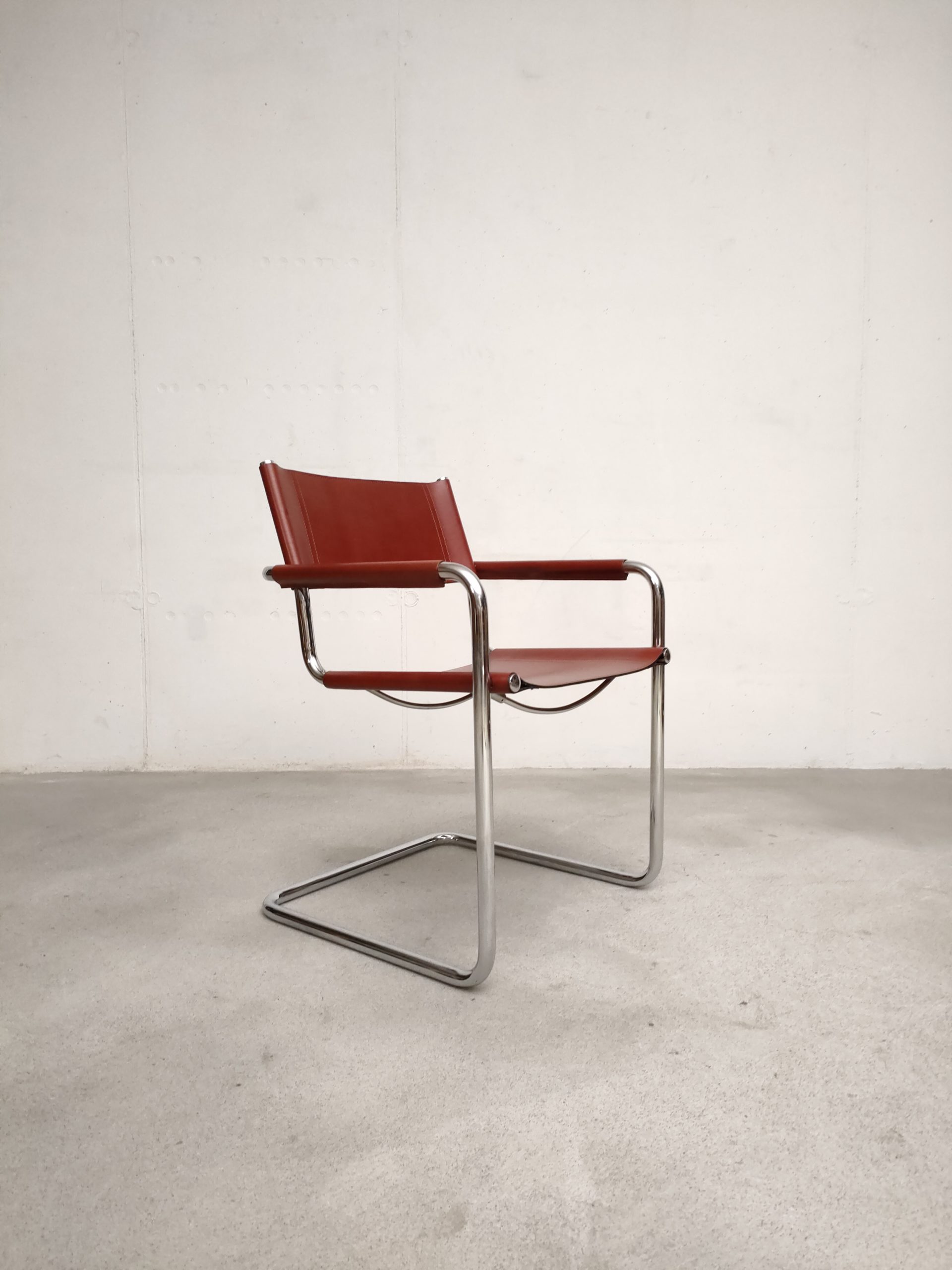 Set de 4 chaises cantilever Linea Veam – Image 9