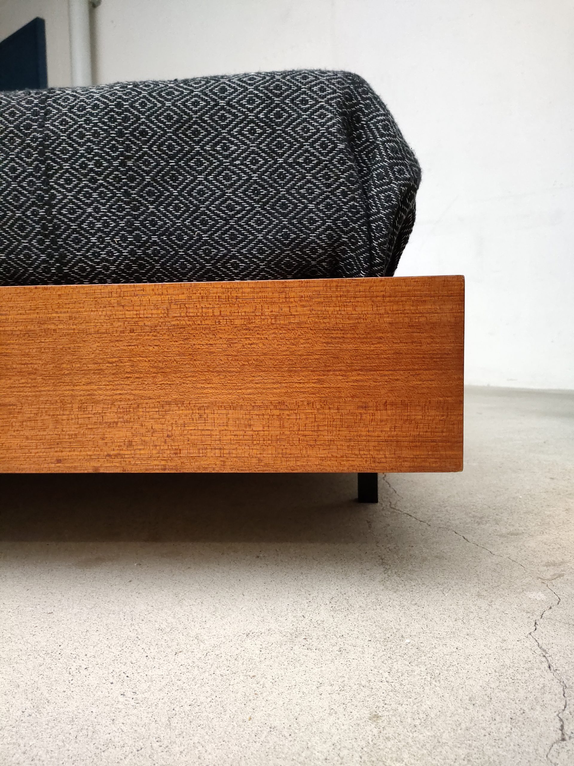 Lit double en bois – Image 7