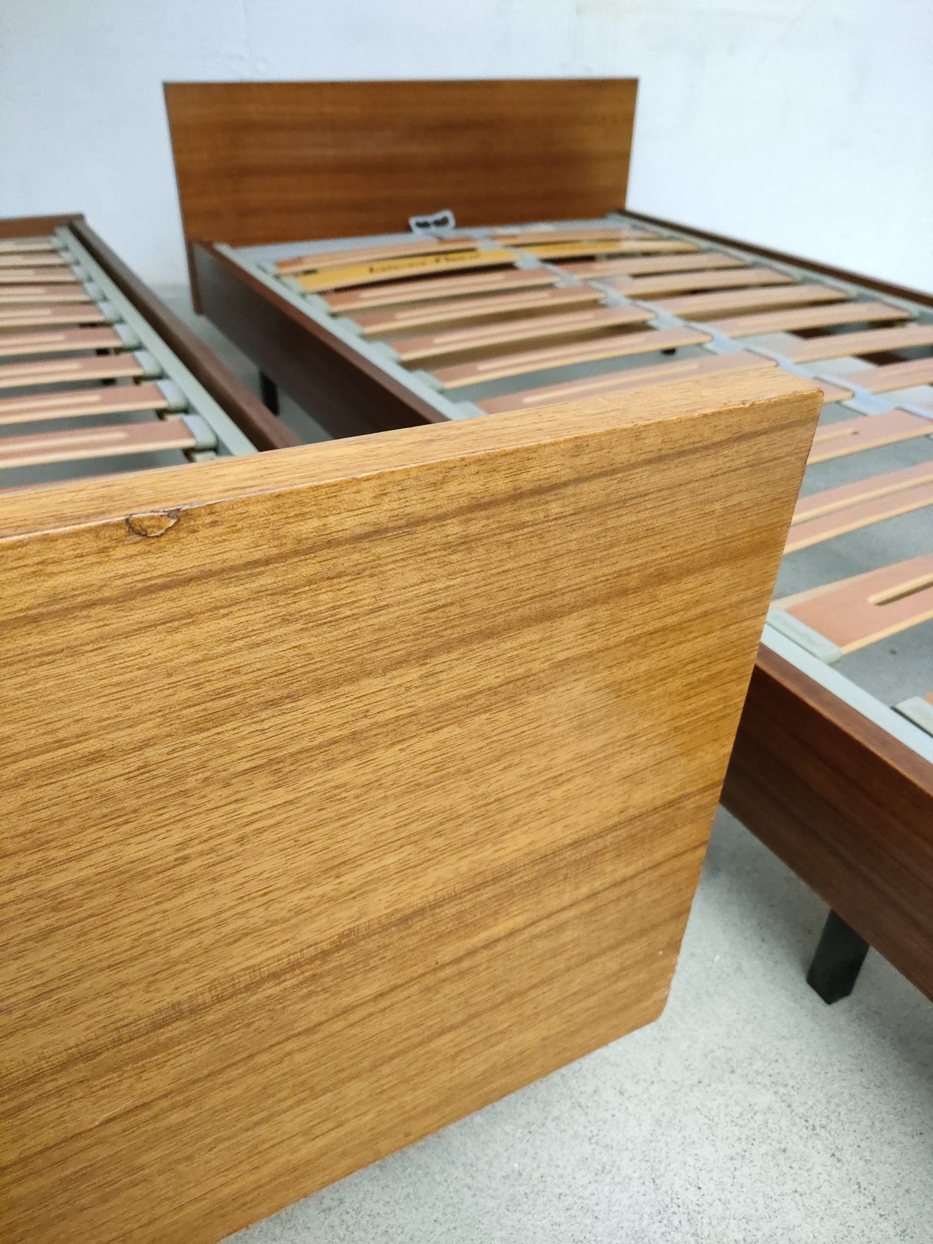 Lit double en bois – Image 13