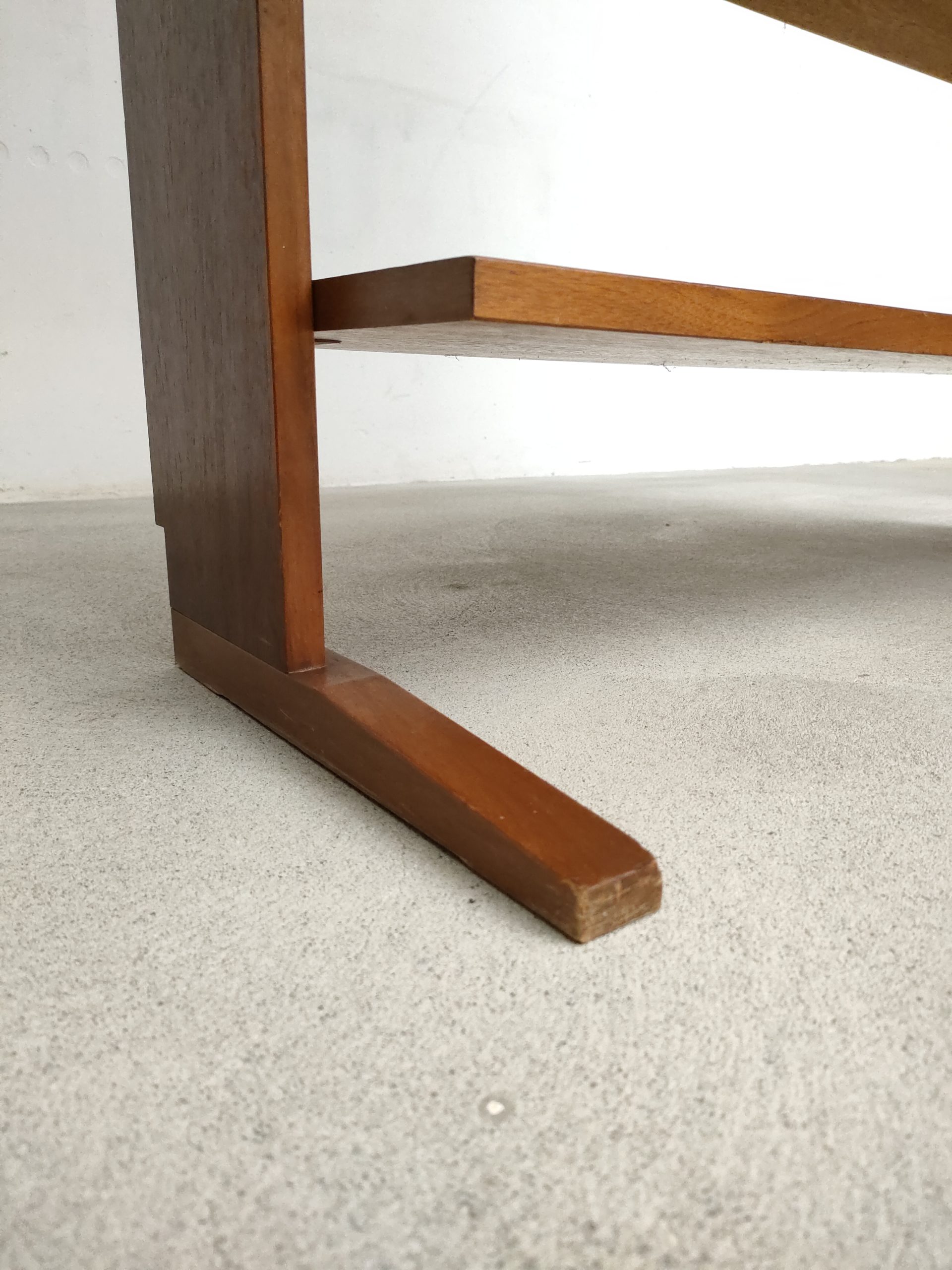 Bibliothèque étagère avec tiroirs – Image 9