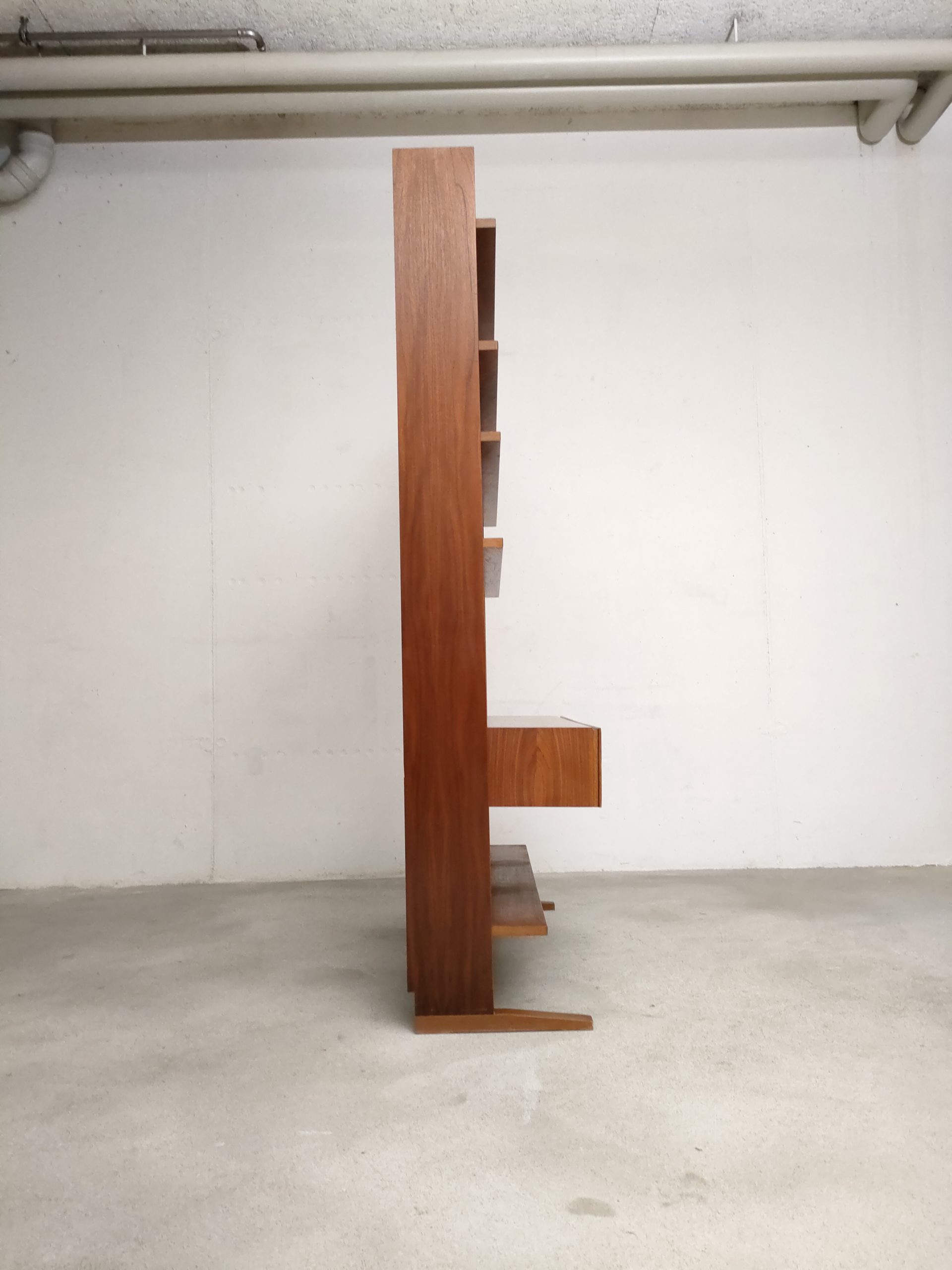 Bibliothèque étagère avec tiroirs – Image 12