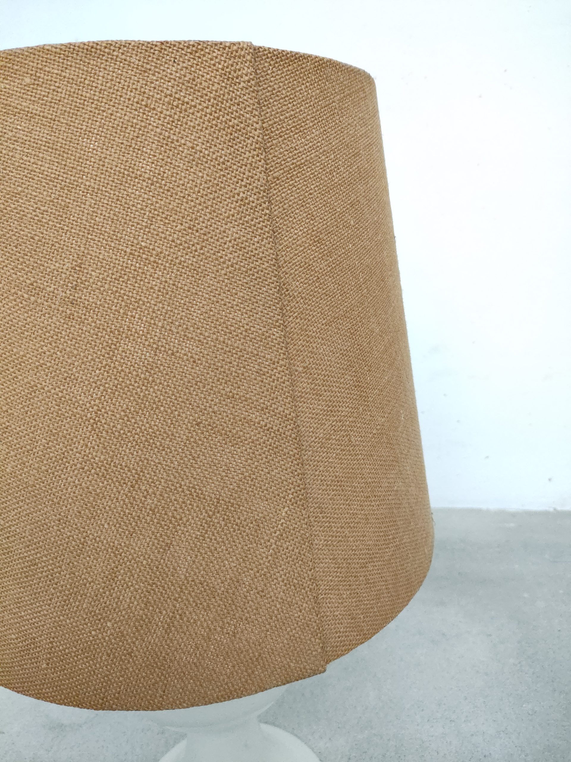 Lampe de table avec base en céramique – Image 15