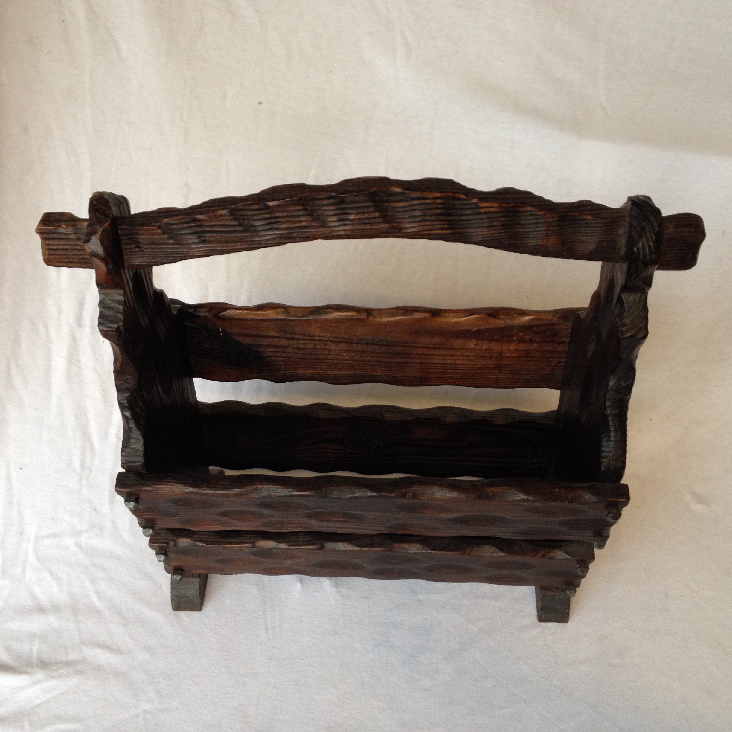 Porte-revues brutaliste – Bild 4