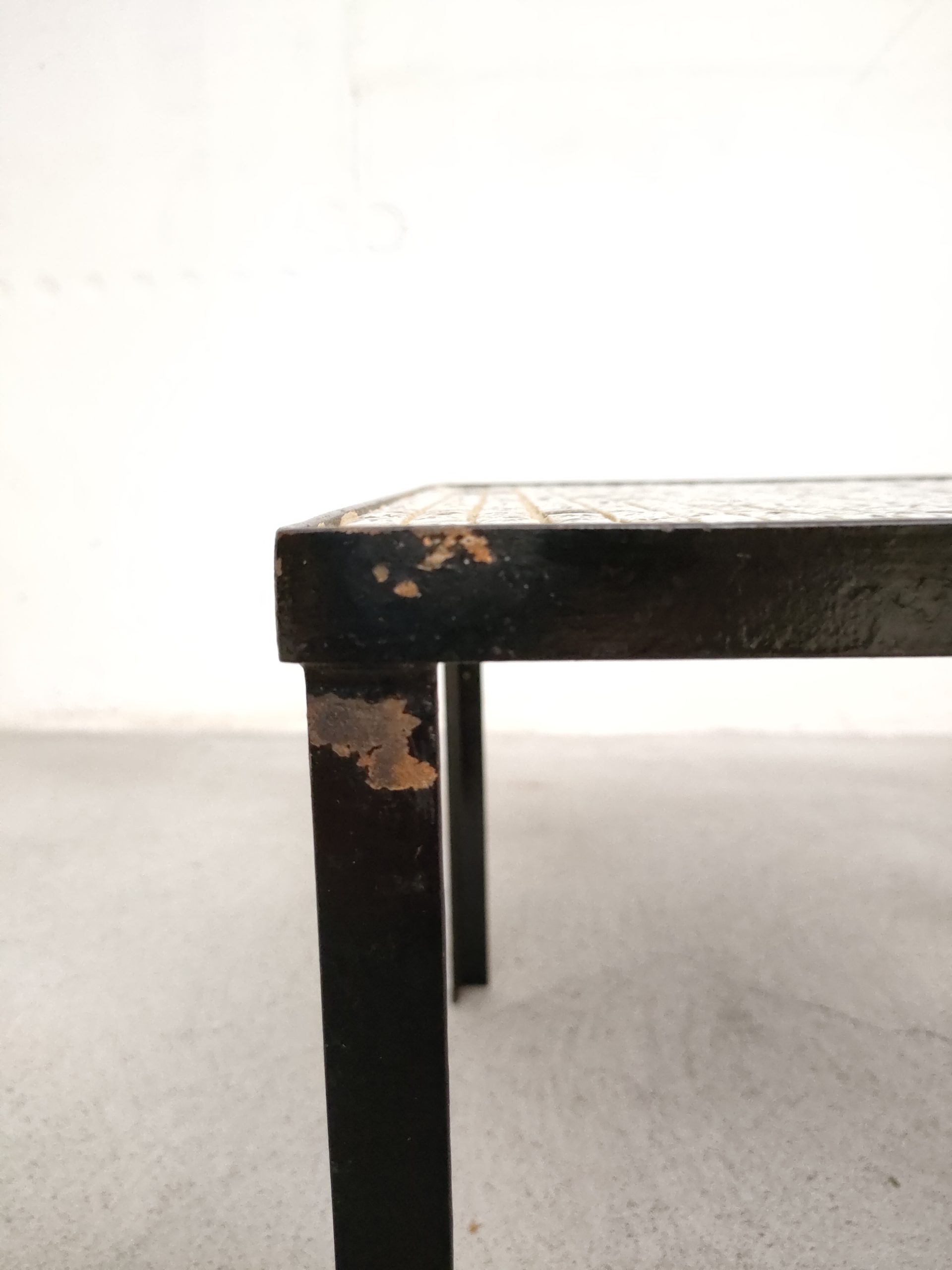 Petite table en céramique – Image 9