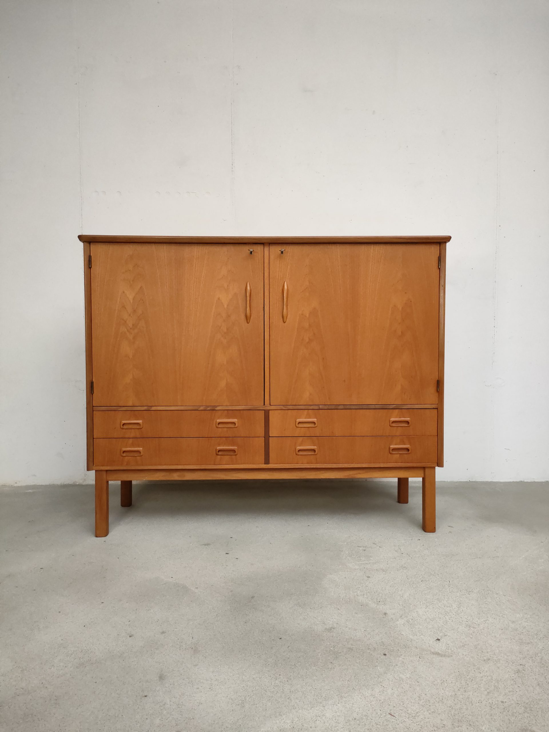 Meuble de rangement scandinave – Image 2