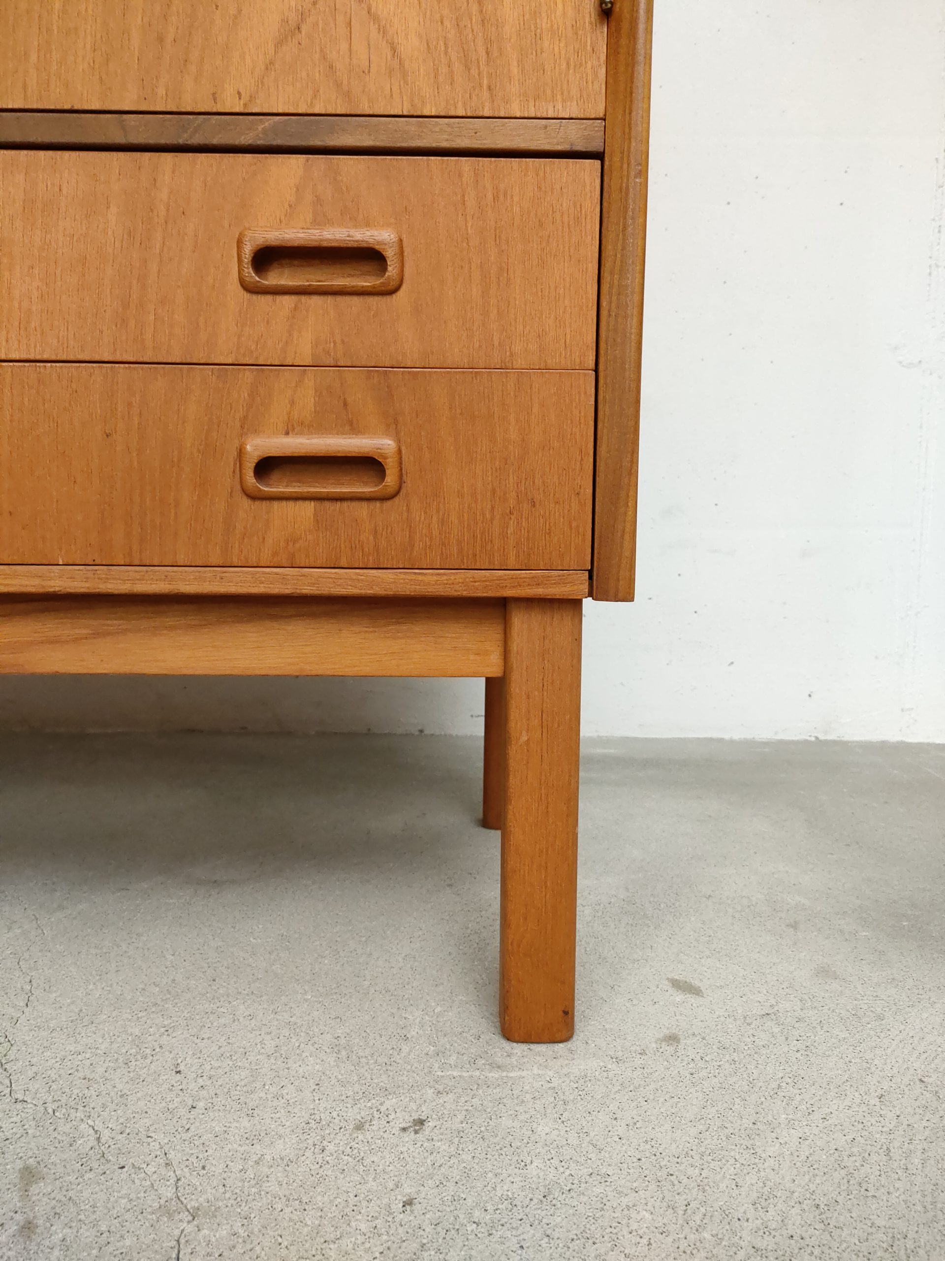 Meuble de rangement scandinave – Image 11