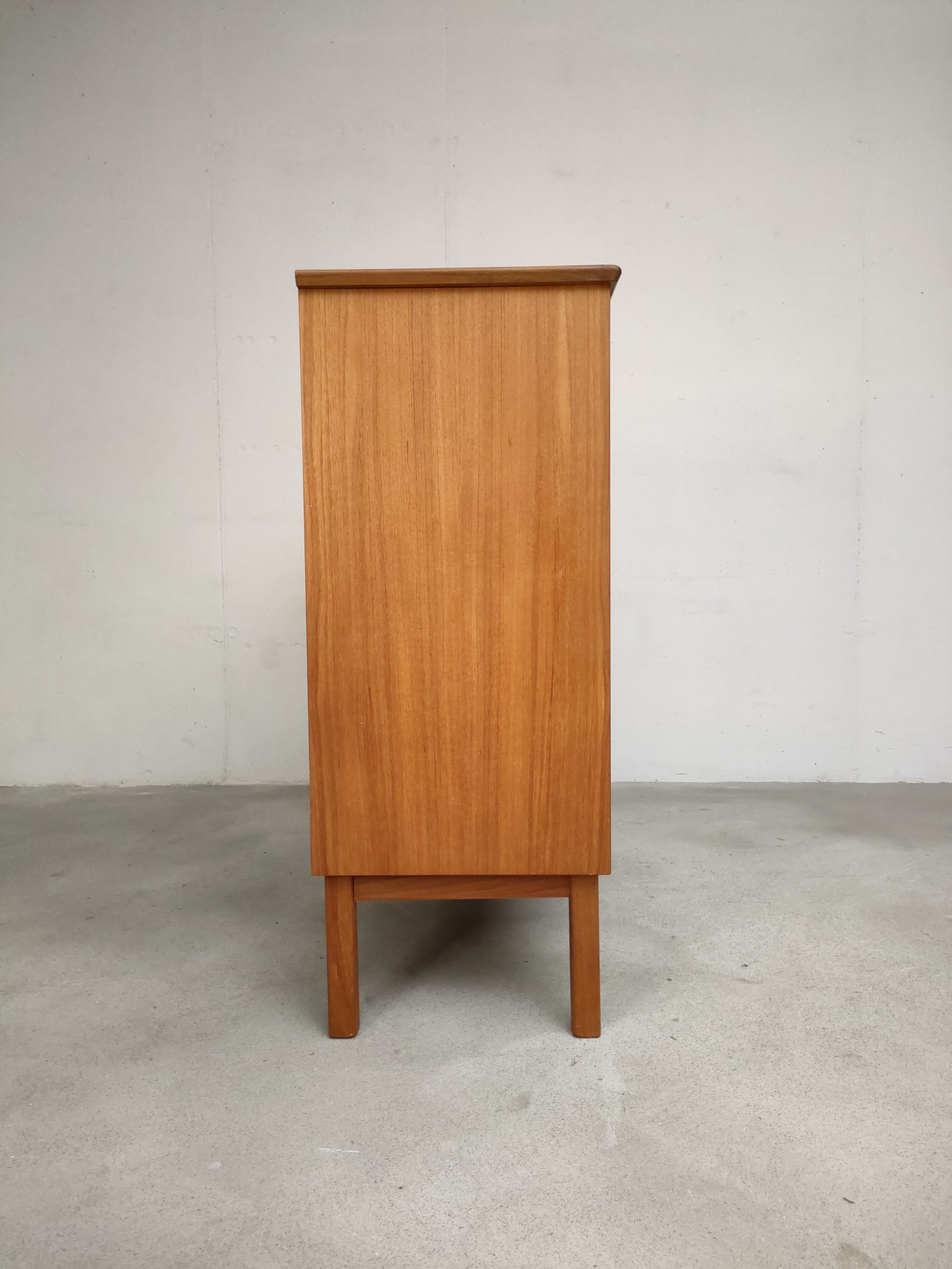 Meuble de rangement scandinave – Image 13