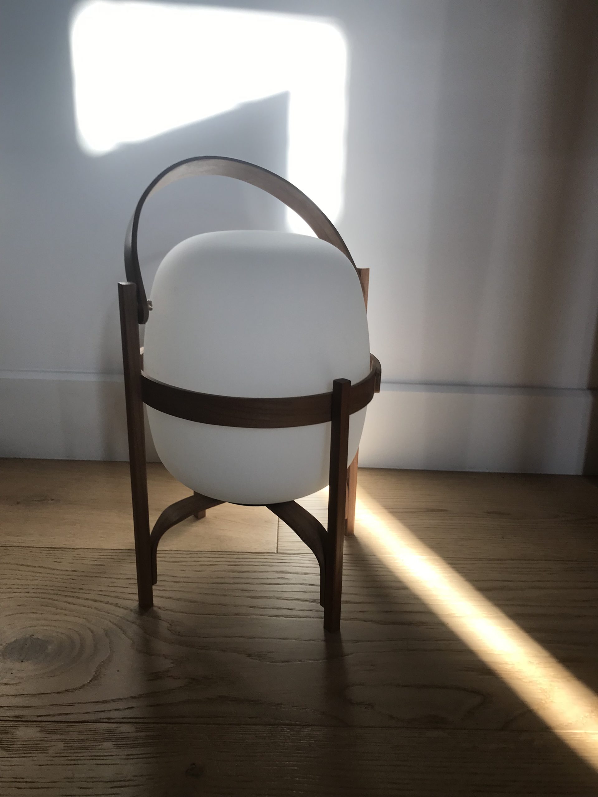 Lampe de table Cestita par Miguel Mila – Bild 5