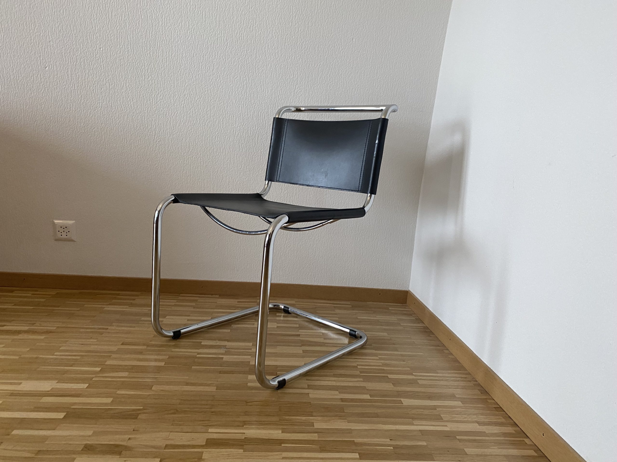 Chaise cantilever – Image 2