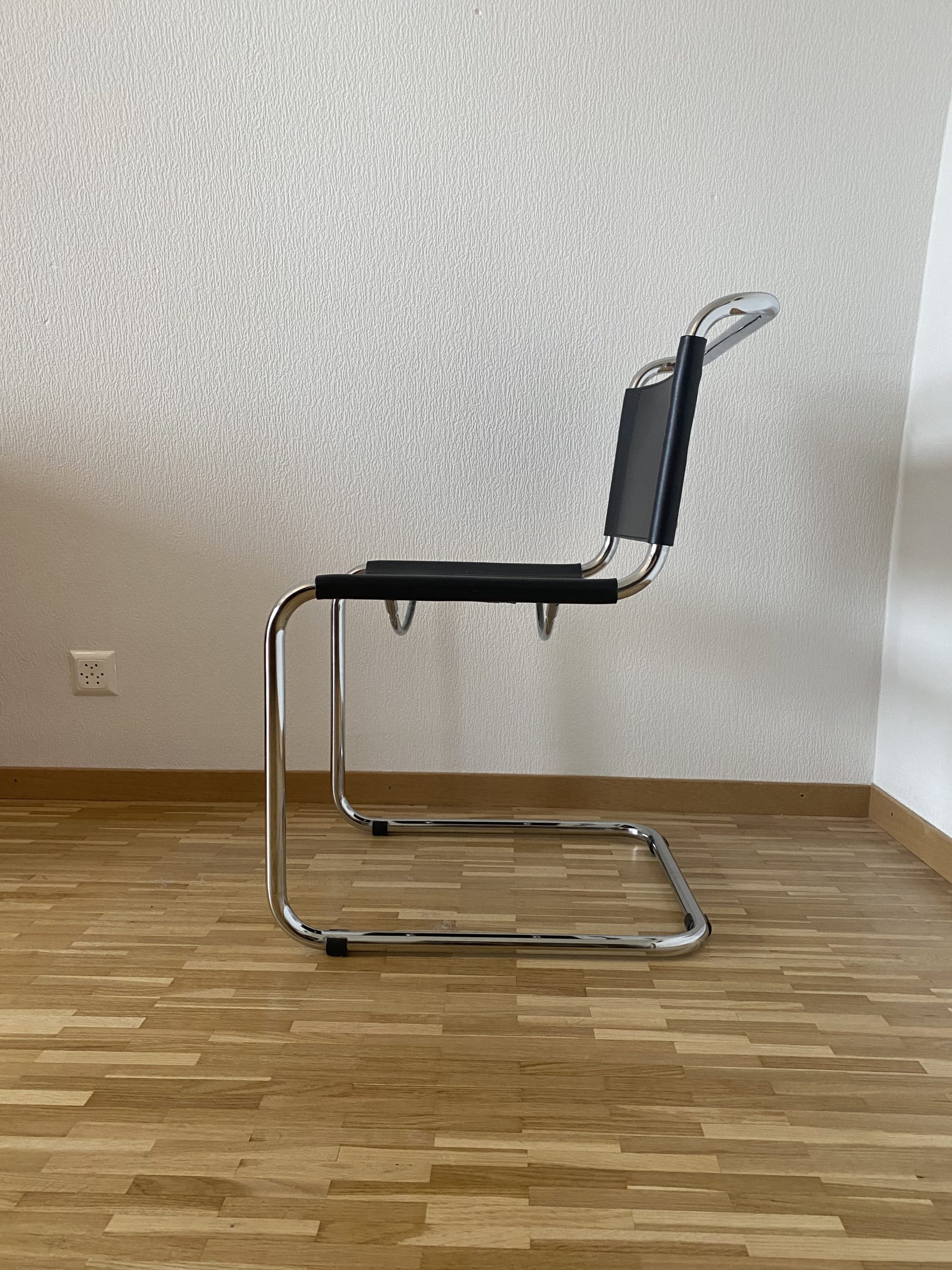 Chaise cantilever – Image 8