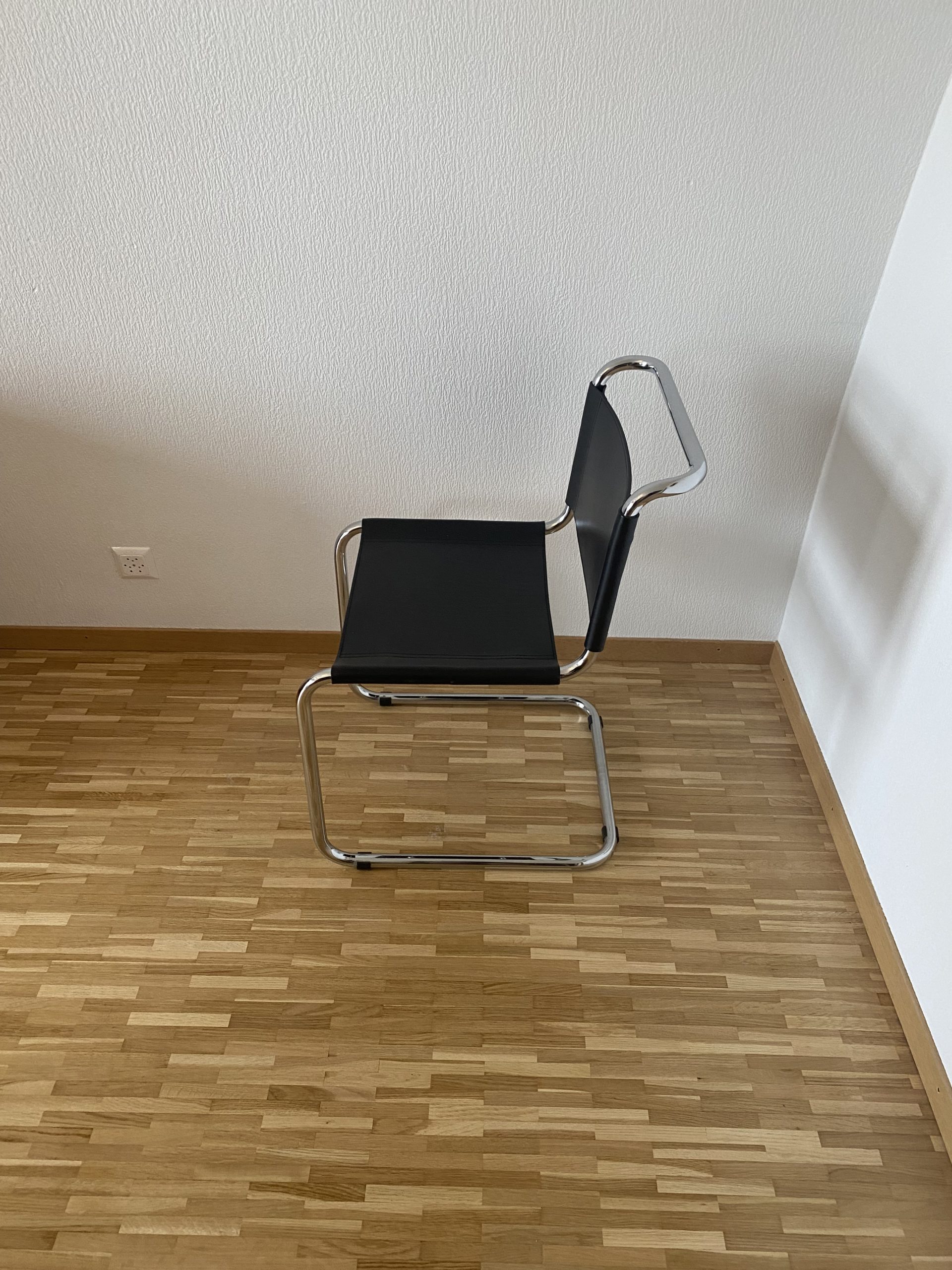 Chaise cantilever – Image 9
