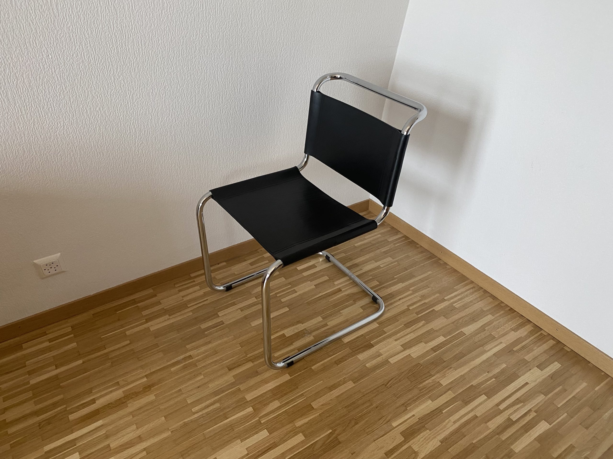 Chaise cantilever – Image 10
