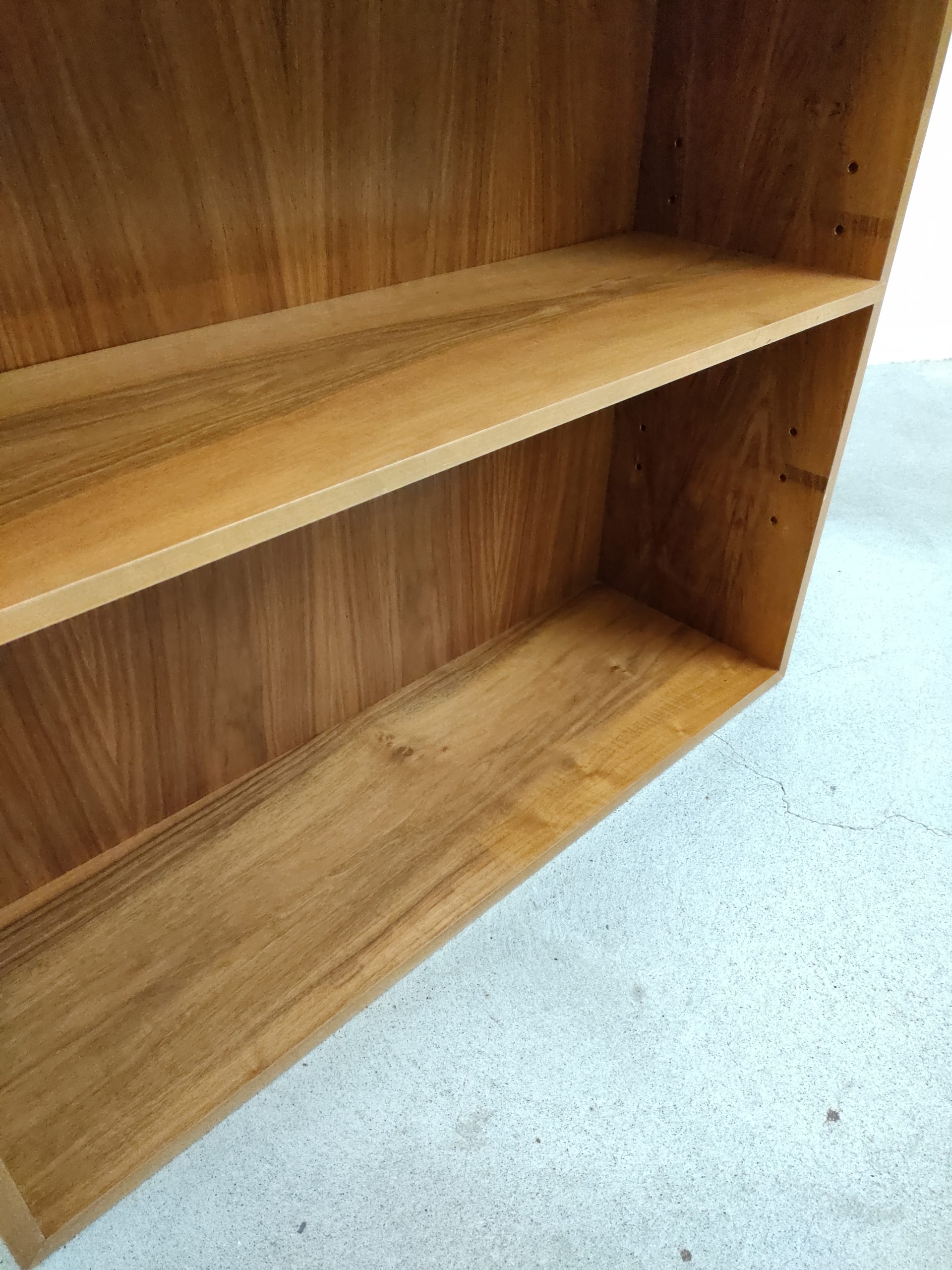 Étagère bibliothèque en bois – Image 5