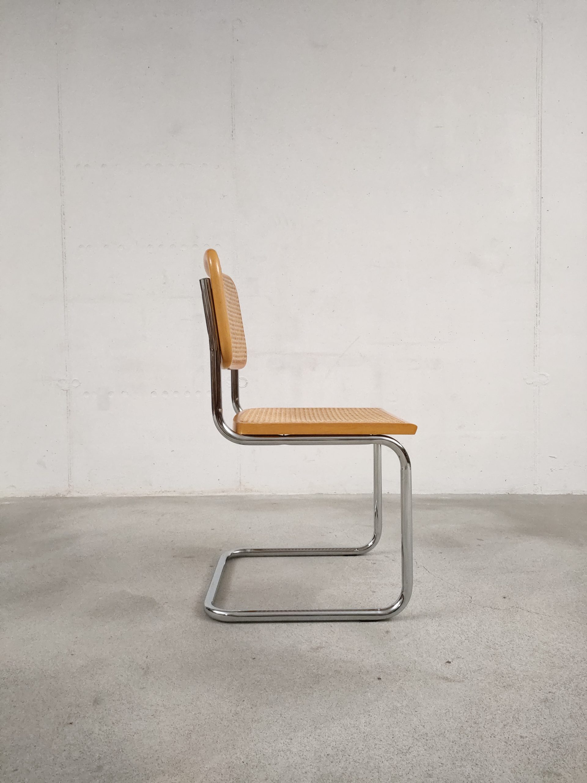 Chaise en cannage – Image 5