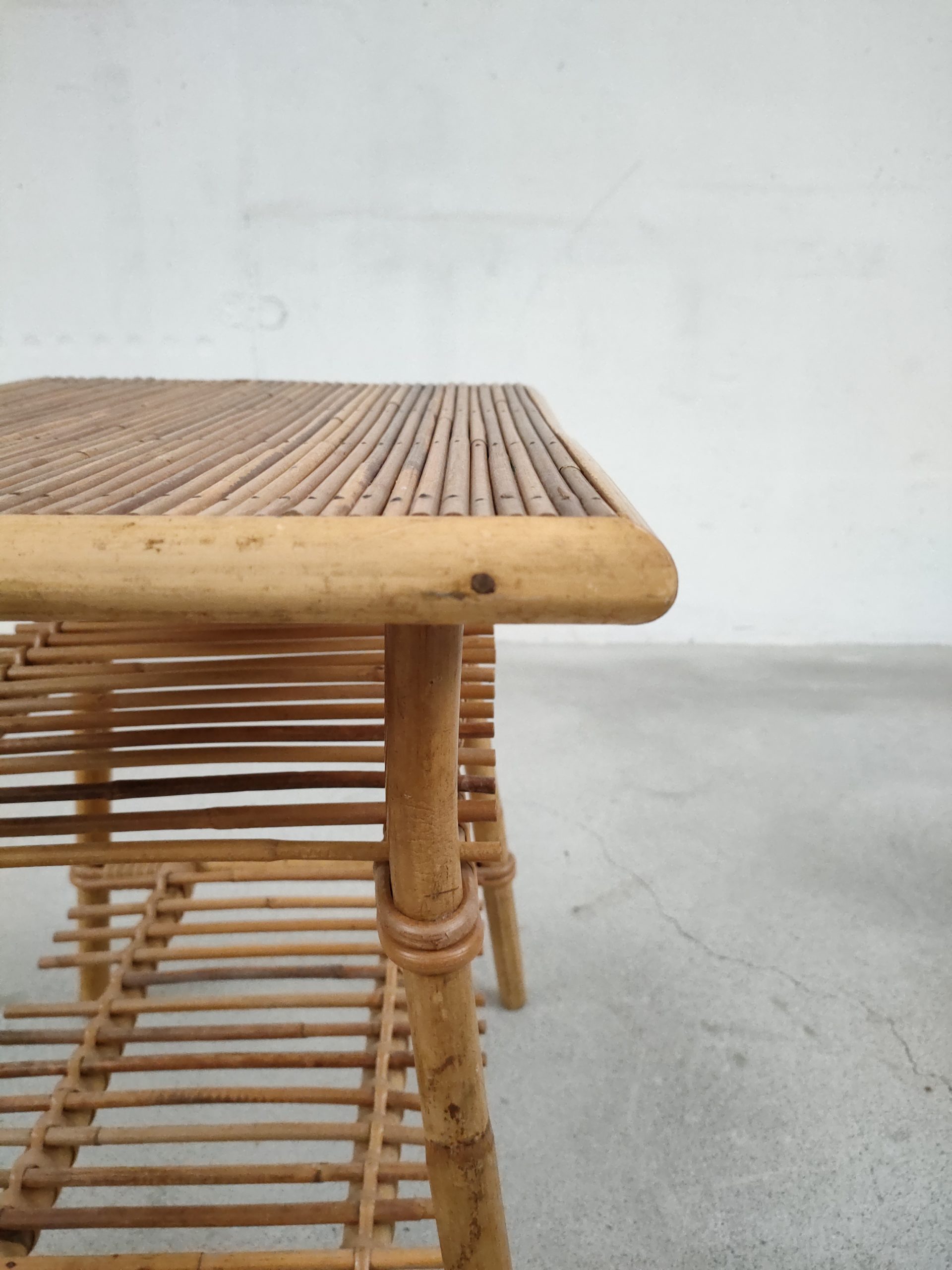 Table d'appoint en rotin et bambou – Image 10