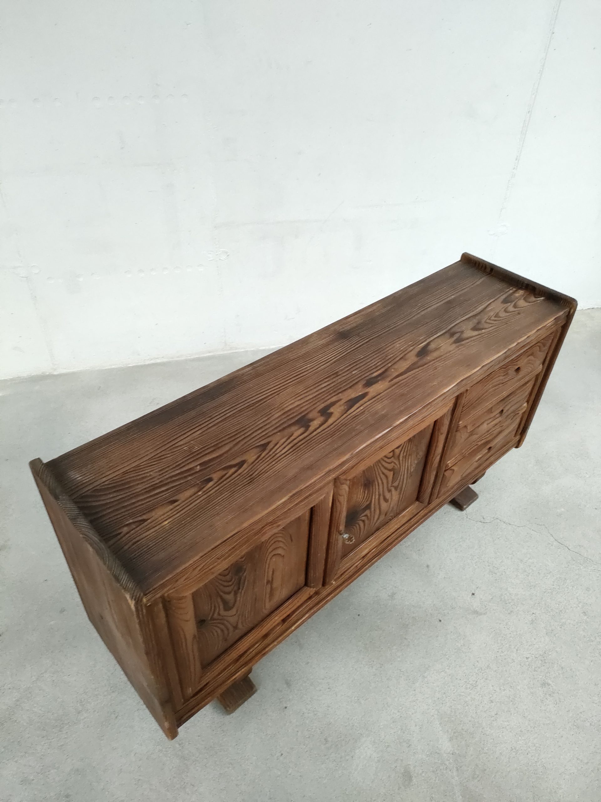 Meuble de rangement en bois – Image 7