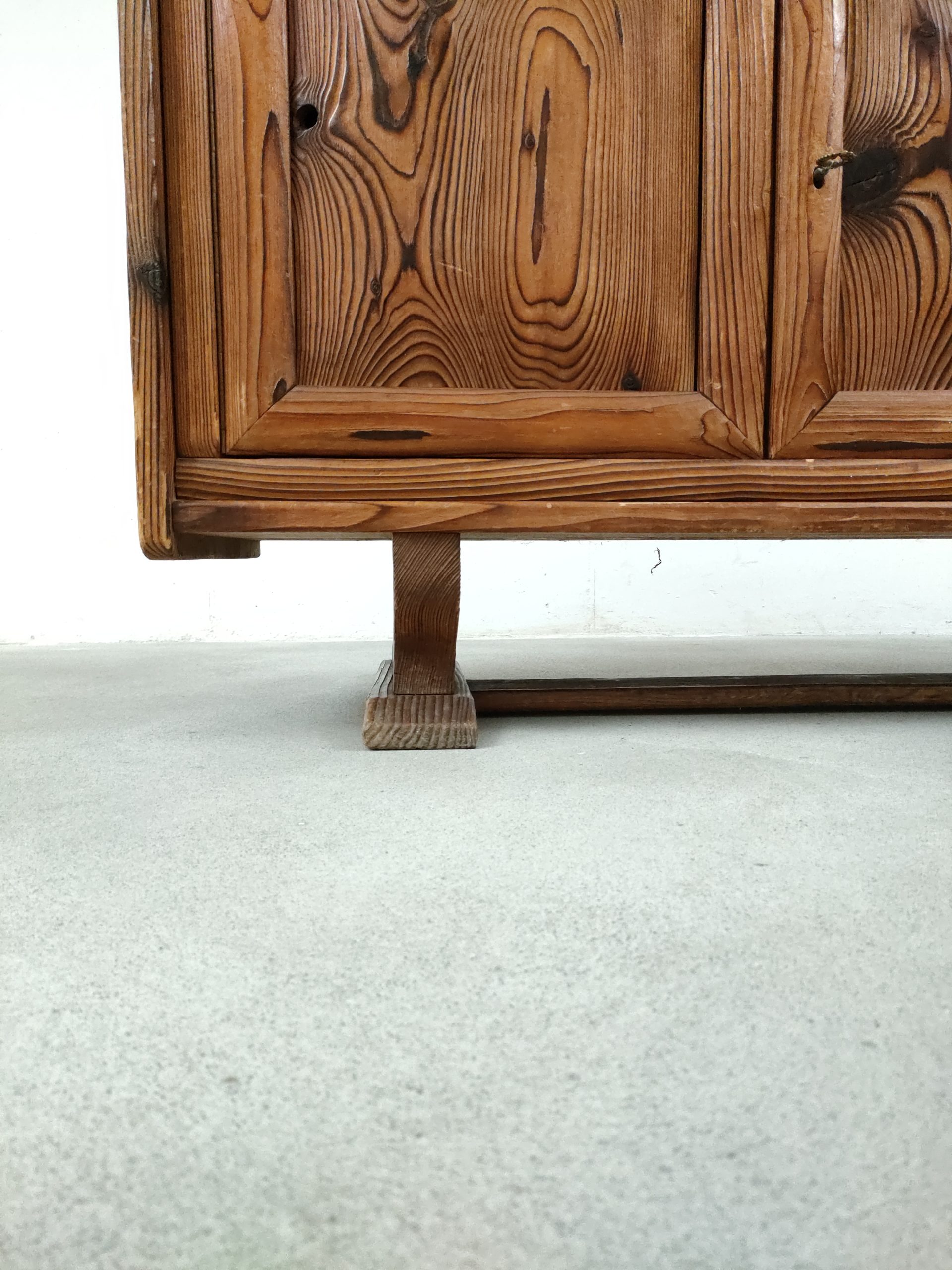 Meuble de rangement en bois – Image 4