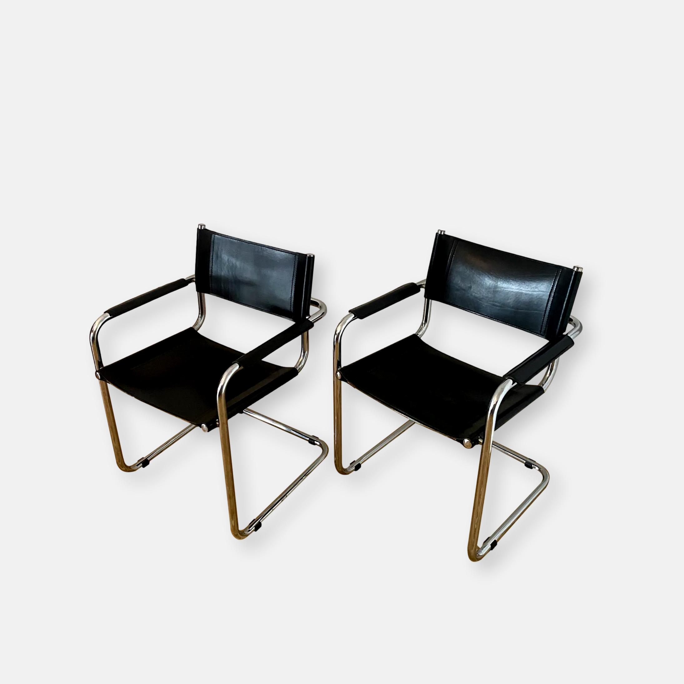 Paire de chaises cantilever