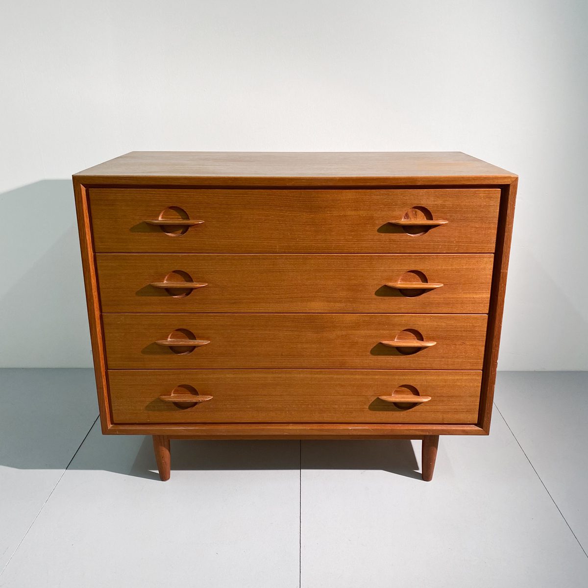 Commode vintage scandinave à 4 tiroirs en teak – Image 4