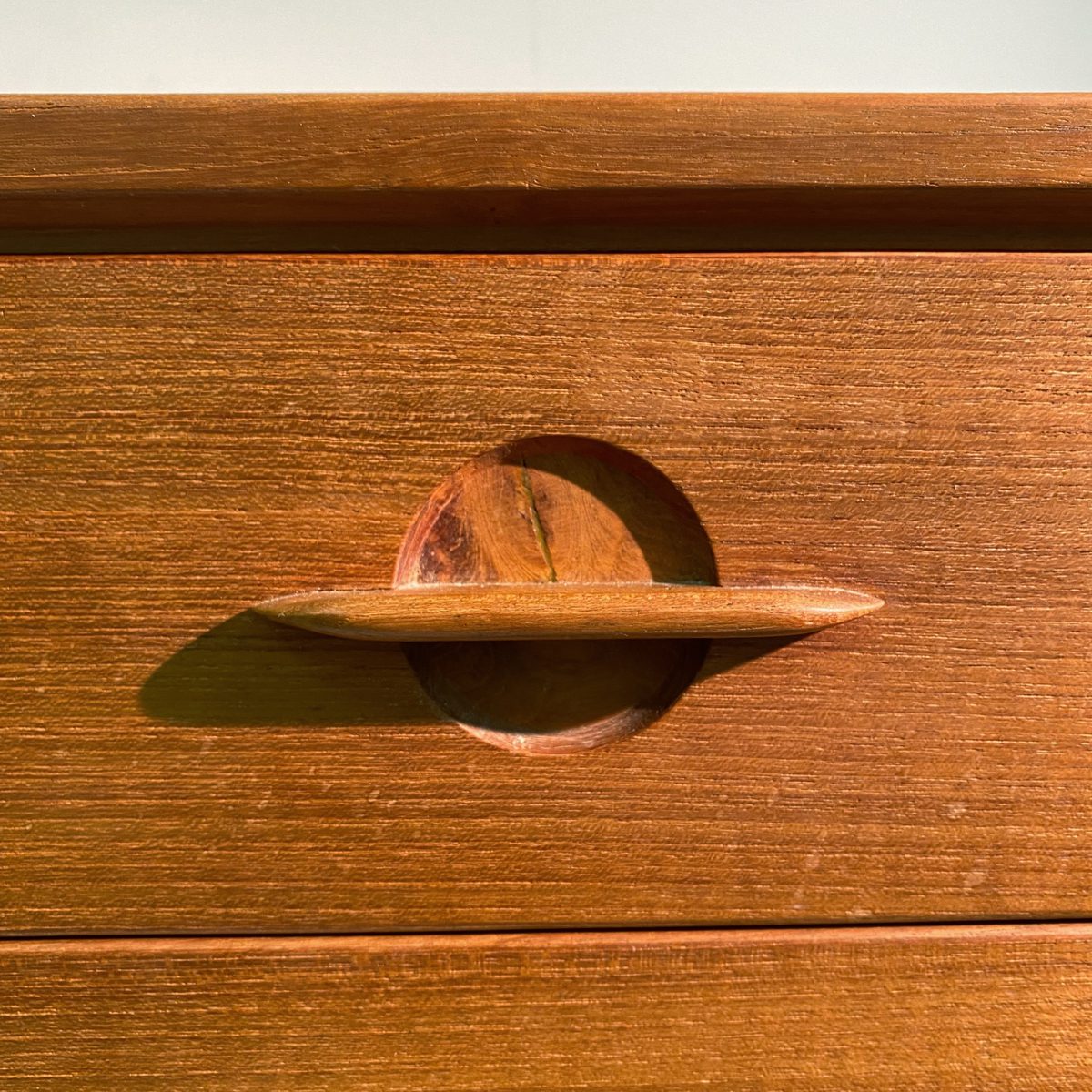 Commode vintage scandinave à 4 tiroirs en teak – Image 11