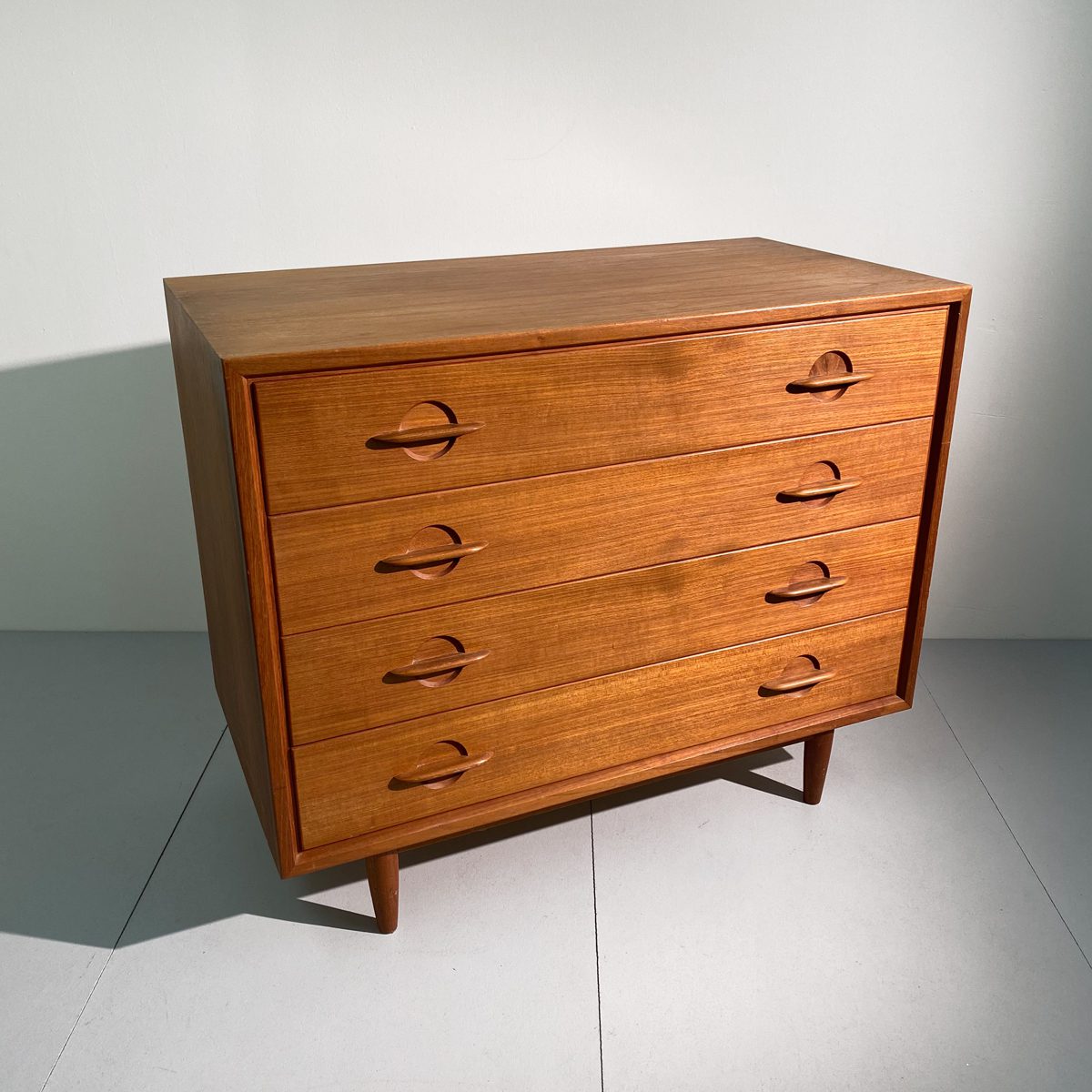 Commode vintage scandinave à 4 tiroirs en teak – Image 6