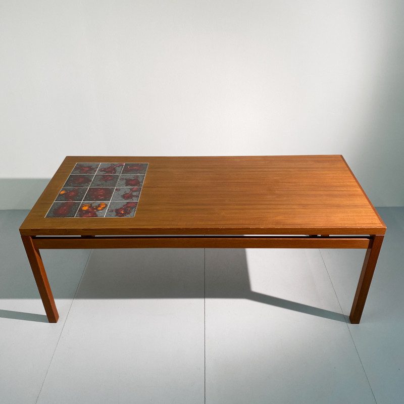 Table danoise en bois avec carreaux en céramique – Image 7