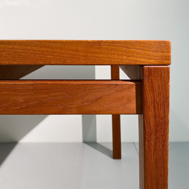 Table danoise en bois avec carreaux en céramique – Image 3