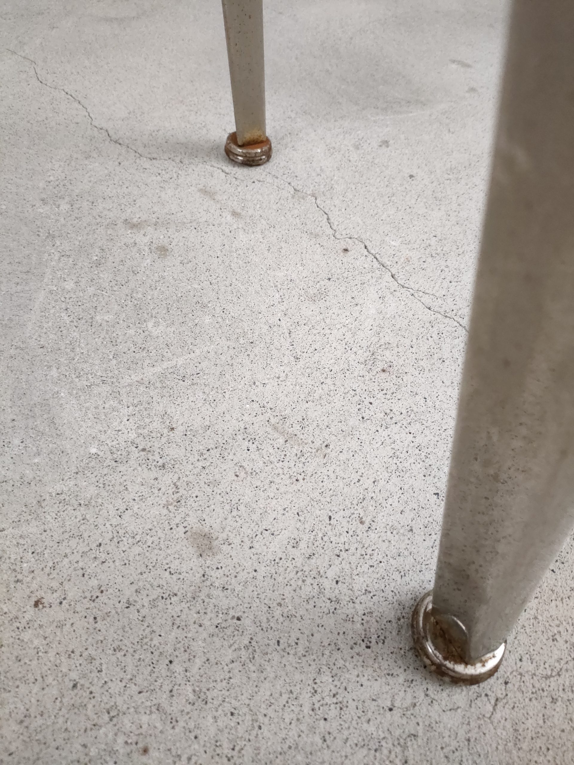 Table d'appoint – Image 12