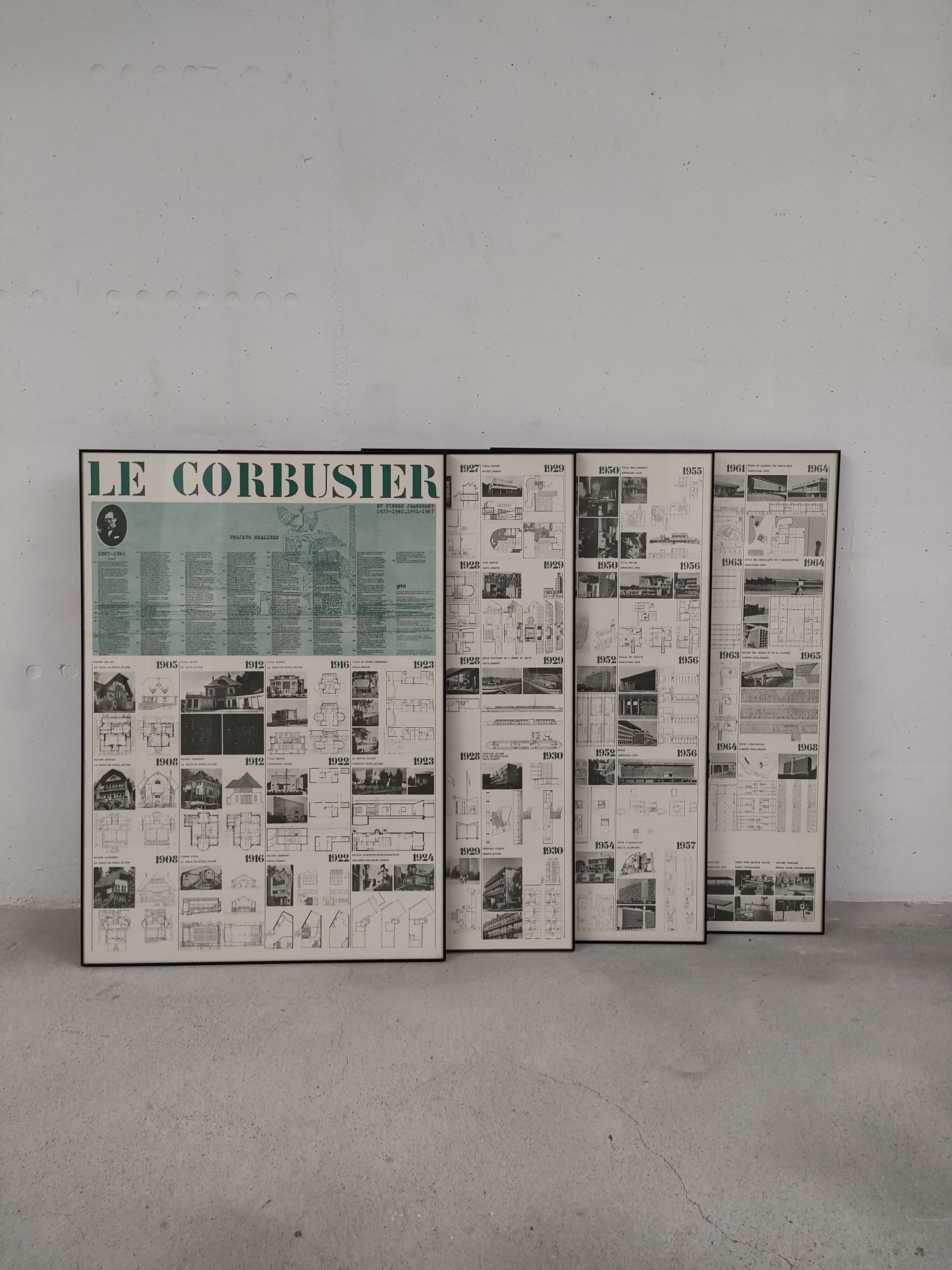 Lot de 4 affiches "Le Corbusier, projets réalisés 1905-1968" – Image 2